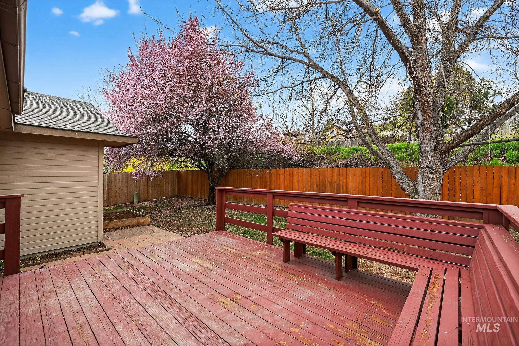 11157 W Red Maple Dr, Boise, Idaho 83709, 3 Bedrooms, 2 Bathrooms, Residential For Sale, Price $475,000, 98979627