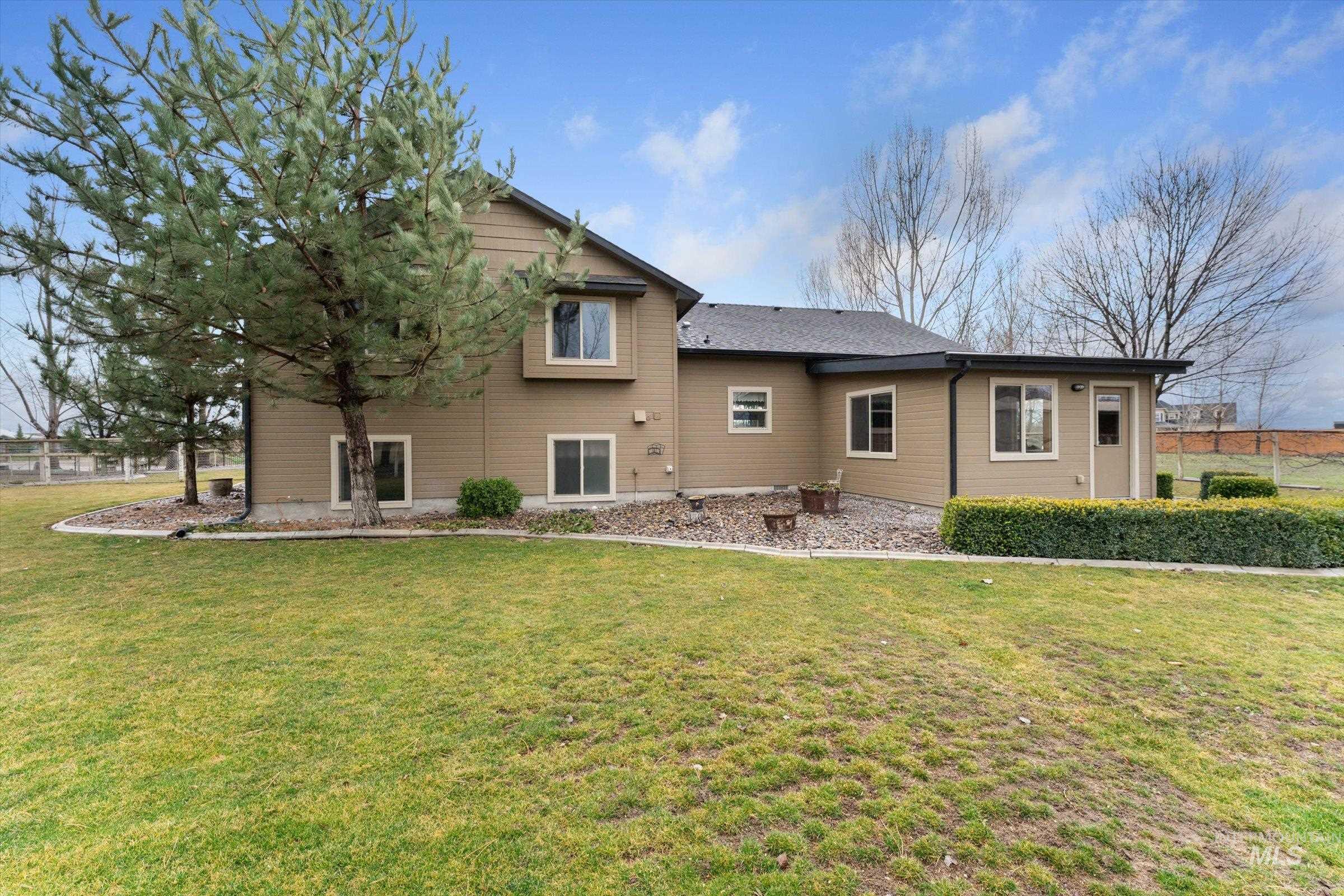 26530 Noahs Landing, Wilder, Idaho 83676, 4 Bedrooms, 3 Bathrooms, Residential For Sale, Price $650,000, 98979630