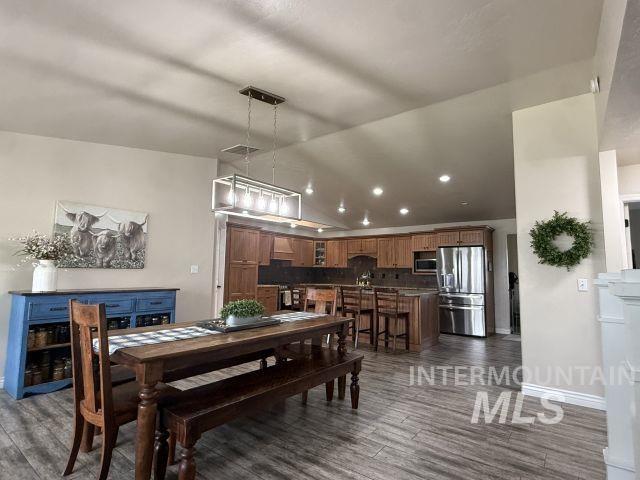 9022 Highway 44, Middleton, Idaho 86644-5618, 5 Bedrooms, 4 Bathrooms, Residential For Sale, Price $1,049,000,MLS 98979632