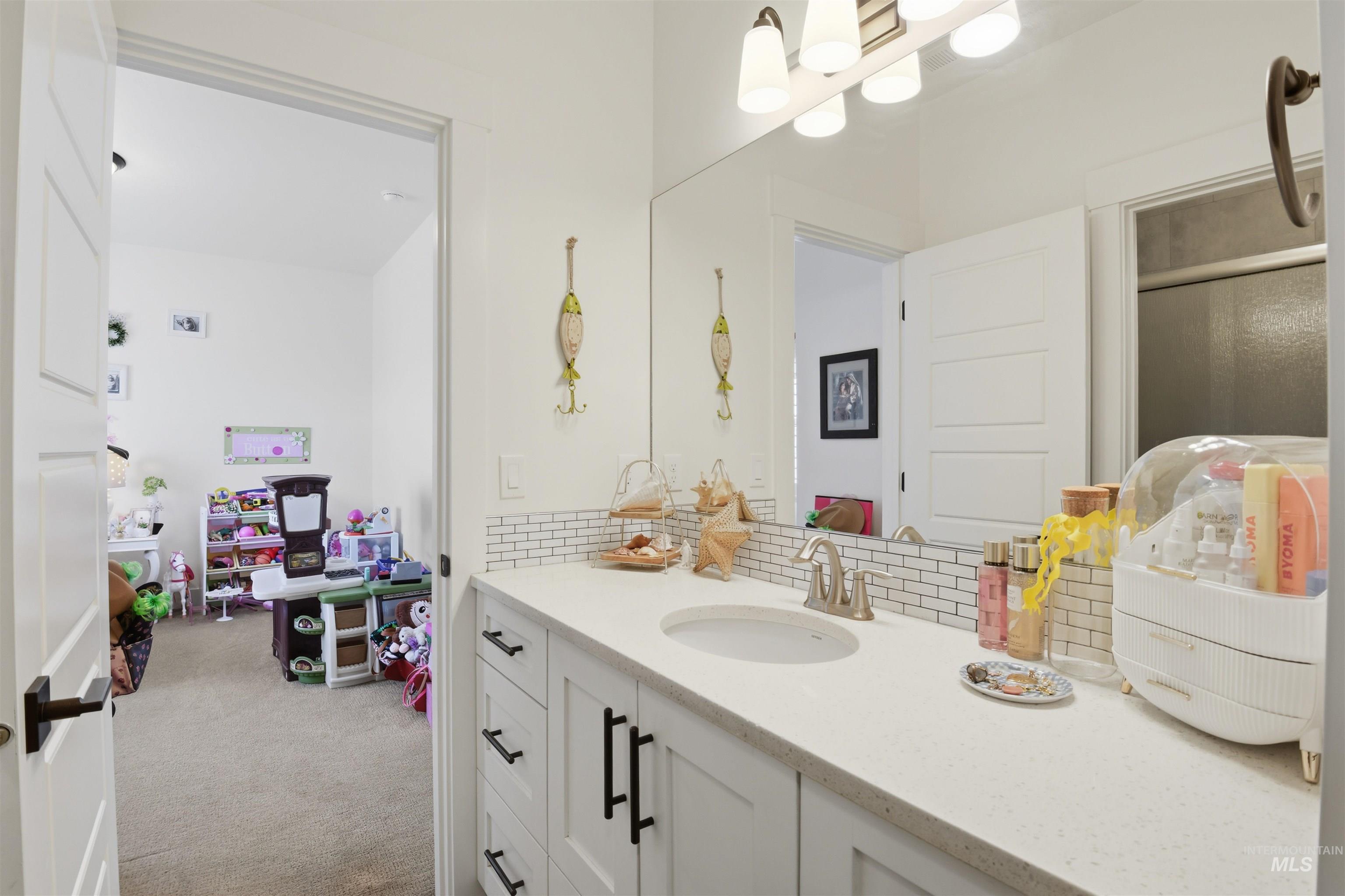 1790 N Black Forest Way, Eagle, Idaho 83616, 4 Bedrooms, 3.5 Bathrooms, Residential For Sale, Price $1,099,000, 98979633