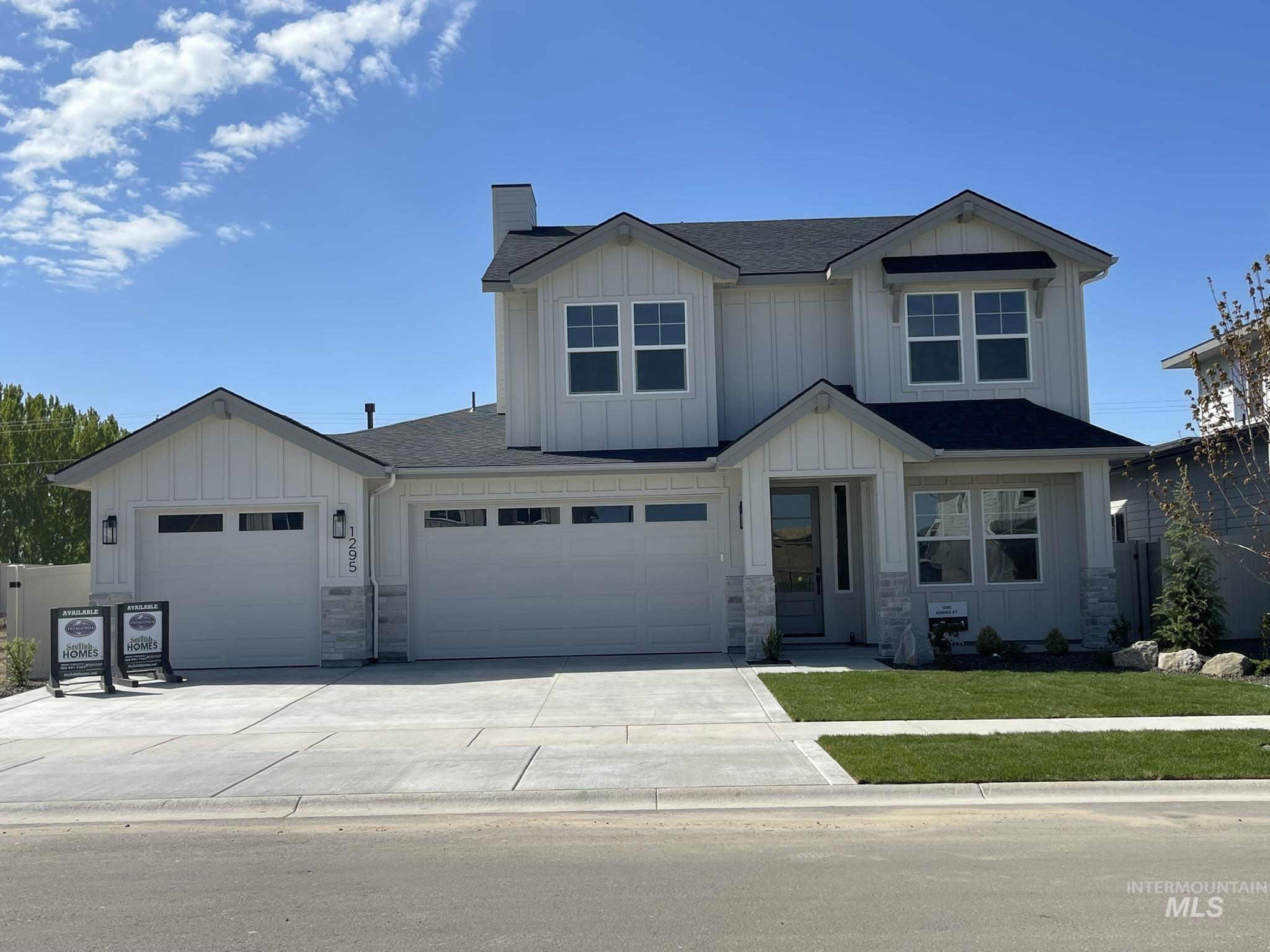 1295 E Andes Drive, Kuna, Idaho 83634, 4 Bedrooms, 2.5 Bathrooms, Residential For Sale, Price $749,900,MLS 98979634