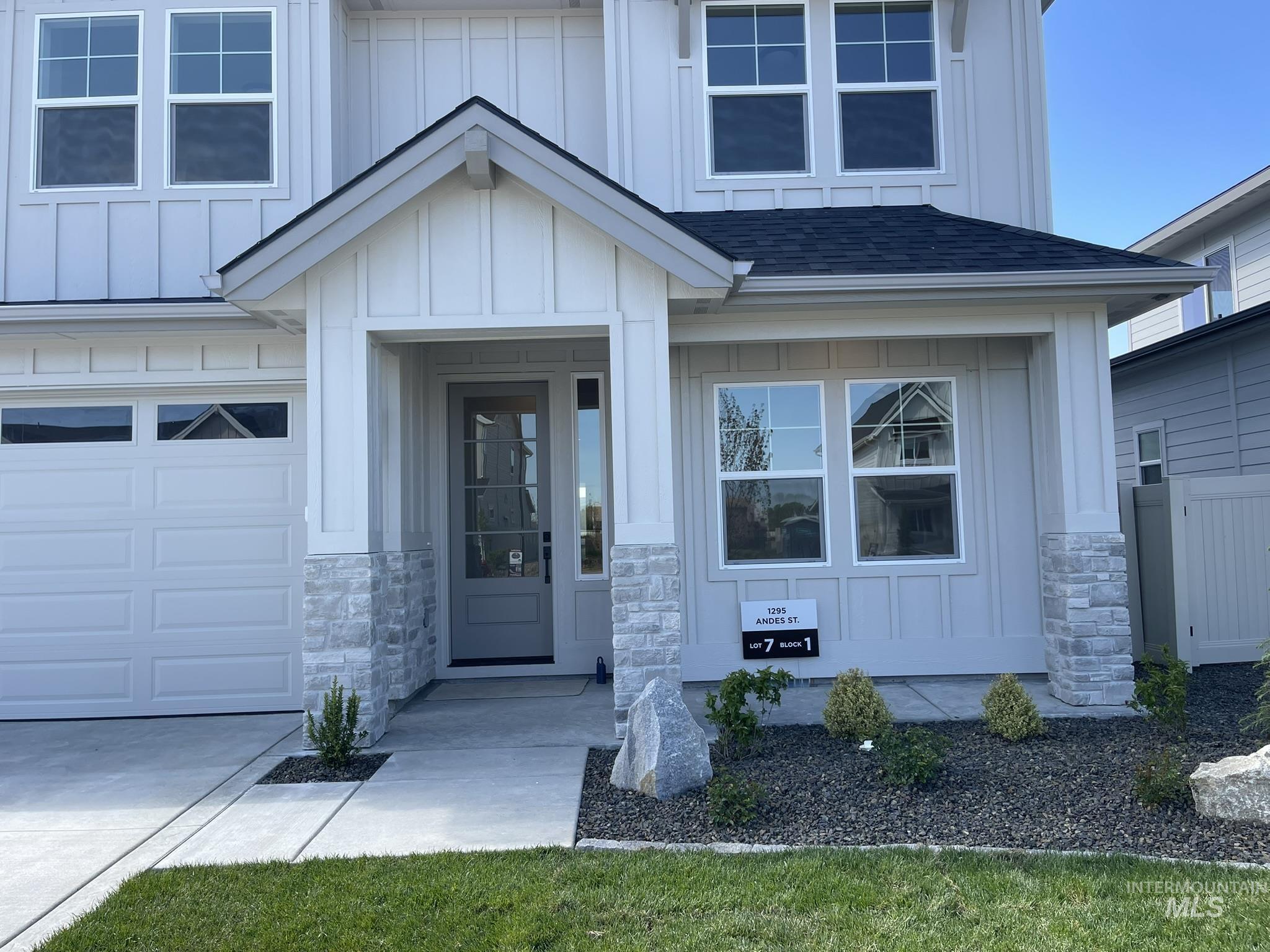 1295 E Andes Drive, Kuna, Idaho 83634, 4 Bedrooms, 2.5 Bathrooms, Residential For Sale, Price $749,900,MLS 98979634