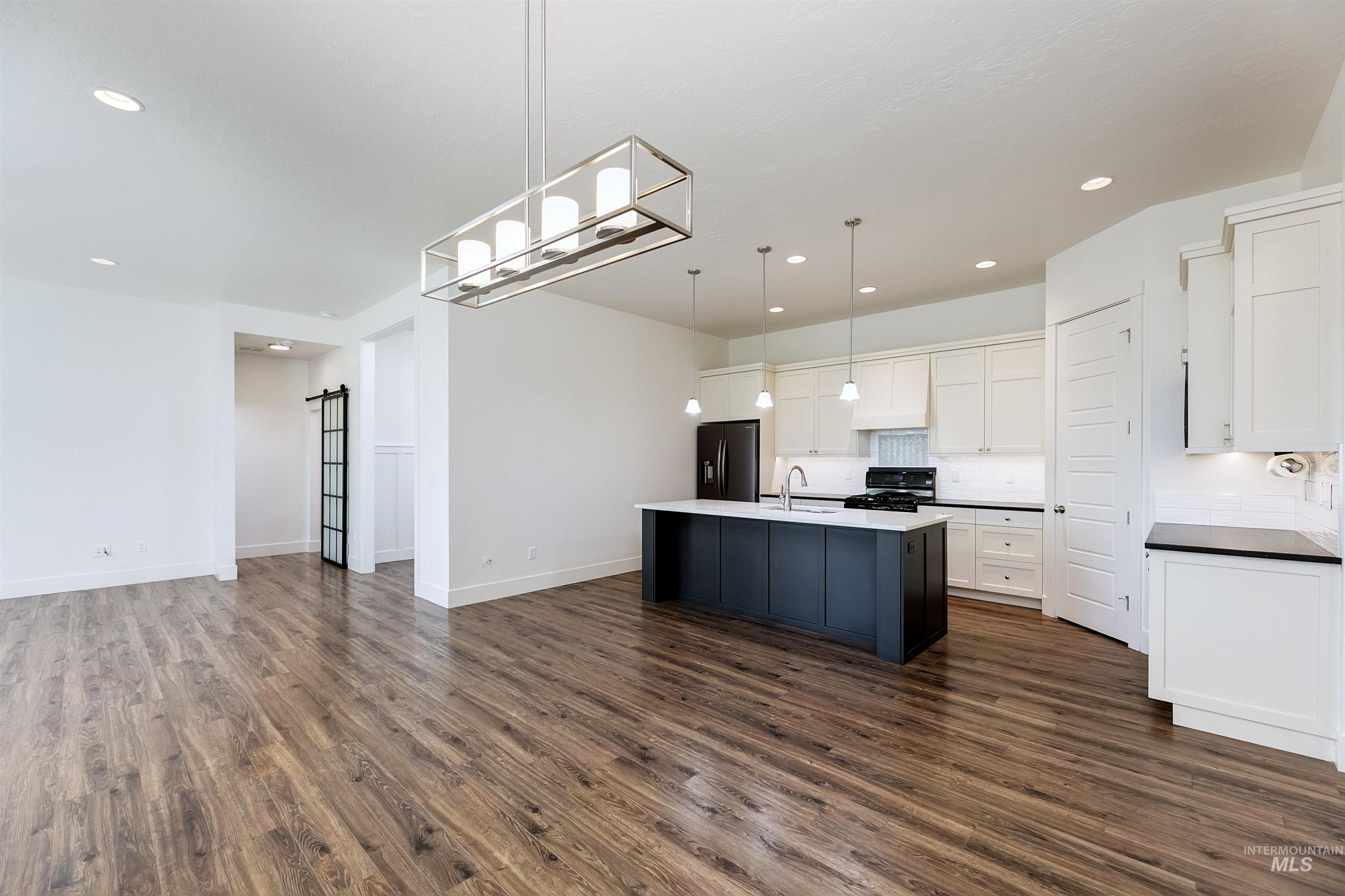 3961 W Caragana Ct, Meridian, Idaho 83646, 3 Bedrooms, 2 Bathrooms, Residential For Sale, Price $599,900, 98979635