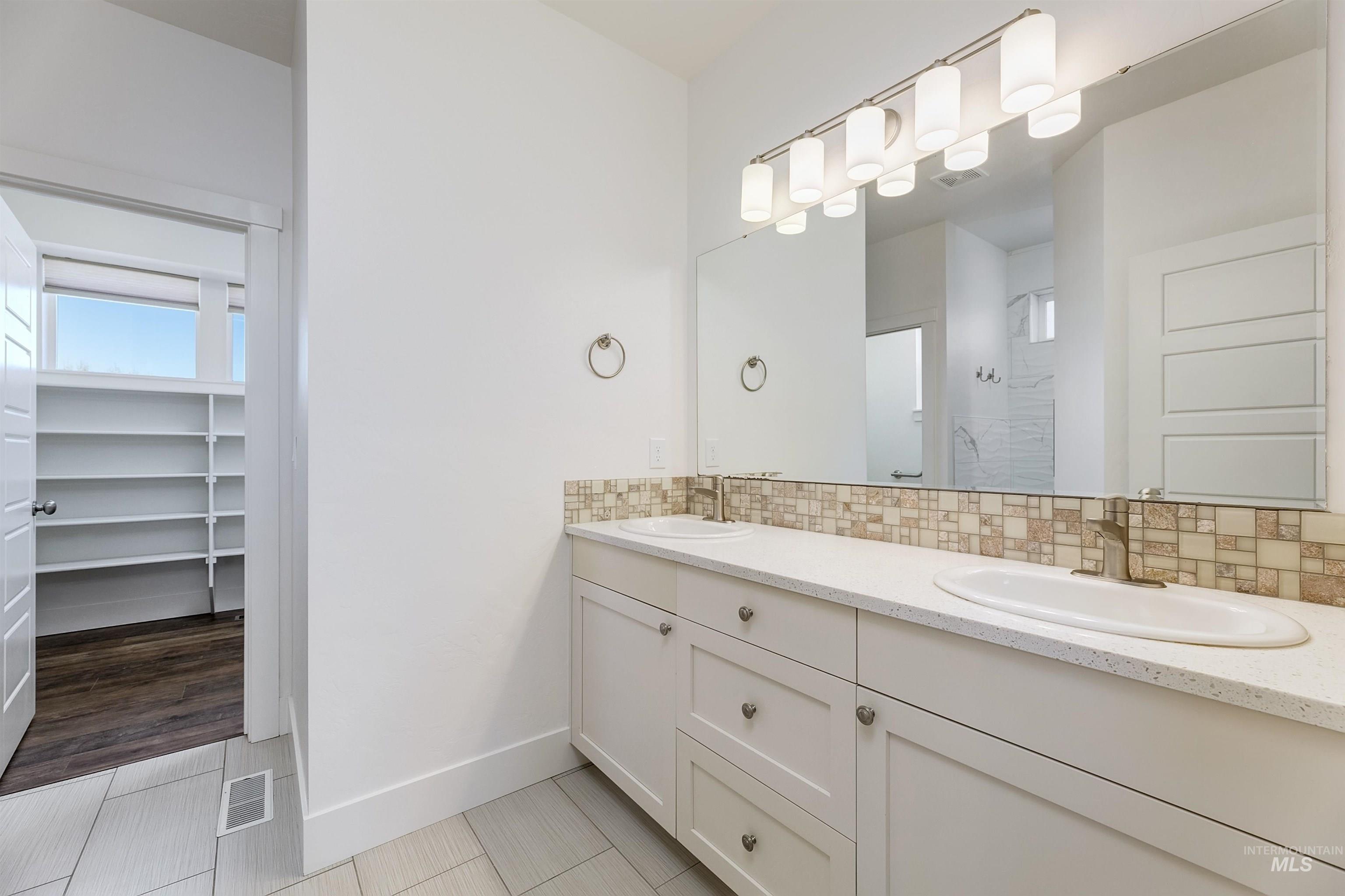 3961 W Caragana Ct, Meridian, Idaho 83646, 3 Bedrooms, 2 Bathrooms, Residential For Sale, Price $599,900, 98979635