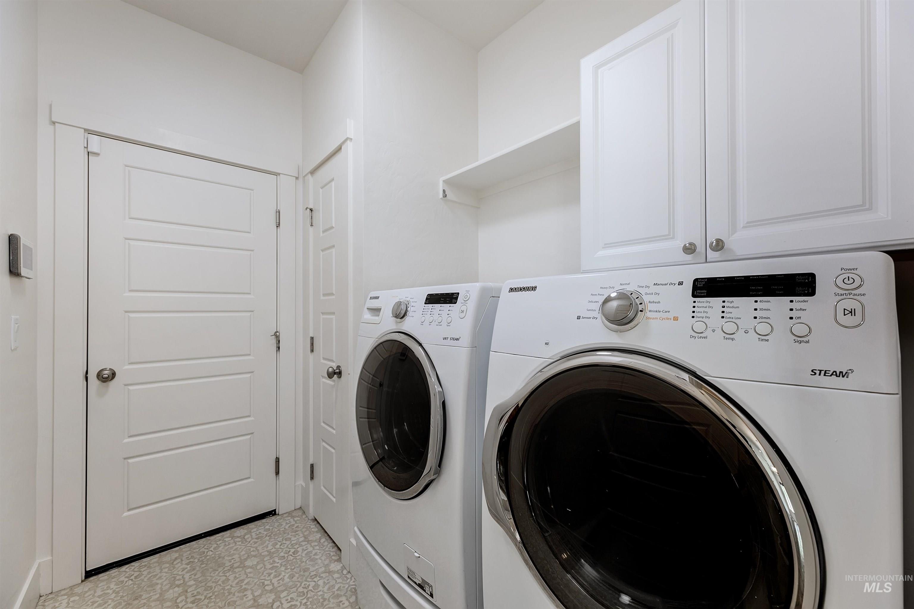 3961 W Caragana Ct, Meridian, Idaho 83646, 3 Bedrooms, 2 Bathrooms, Residential For Sale, Price $599,900, 98979635