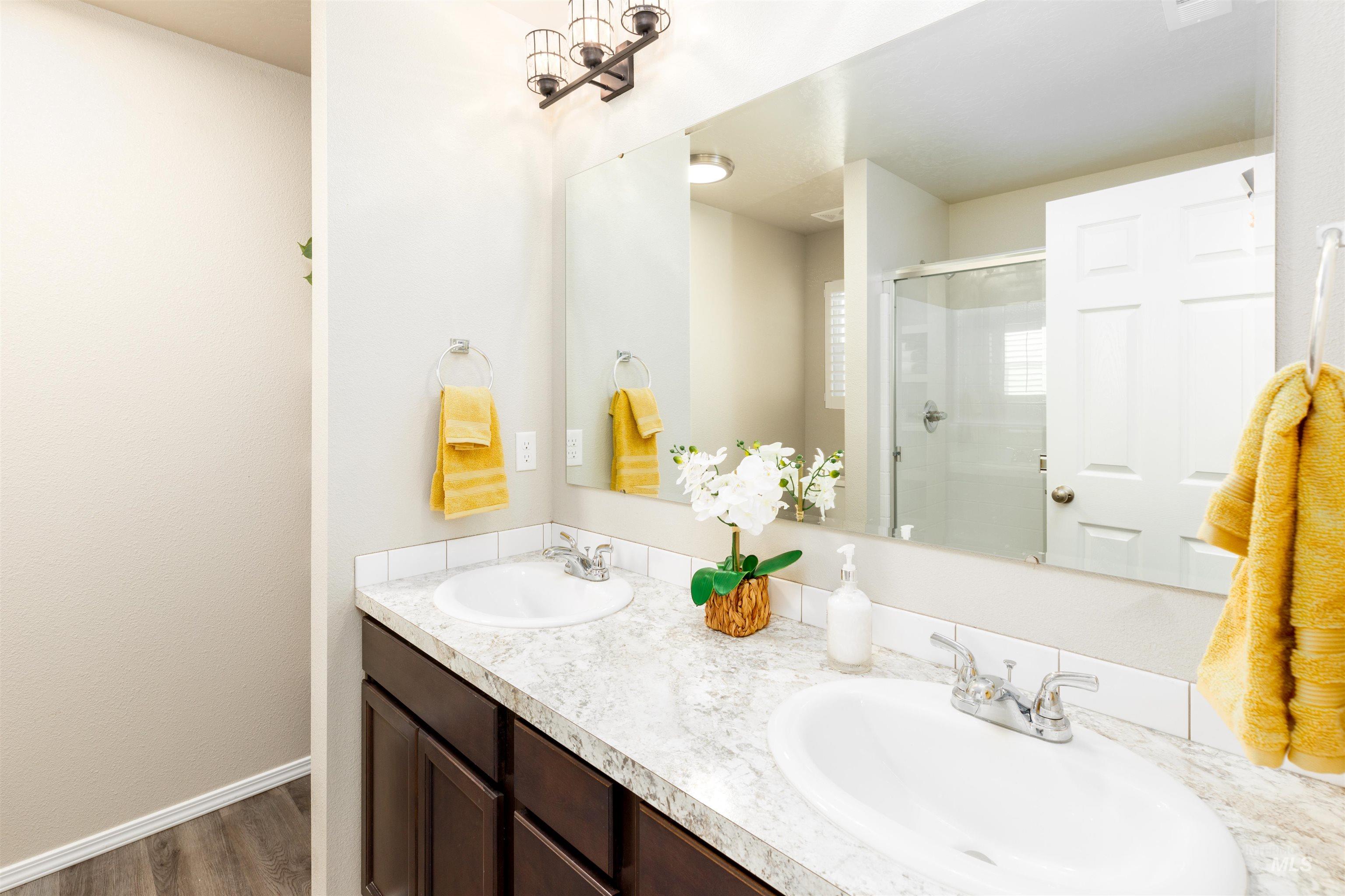 944 S Rangipo Ave, Kuna, Idaho 83634, 4 Bedrooms, 2 Bathrooms, Residential For Sale, Price $449,900, 98979637