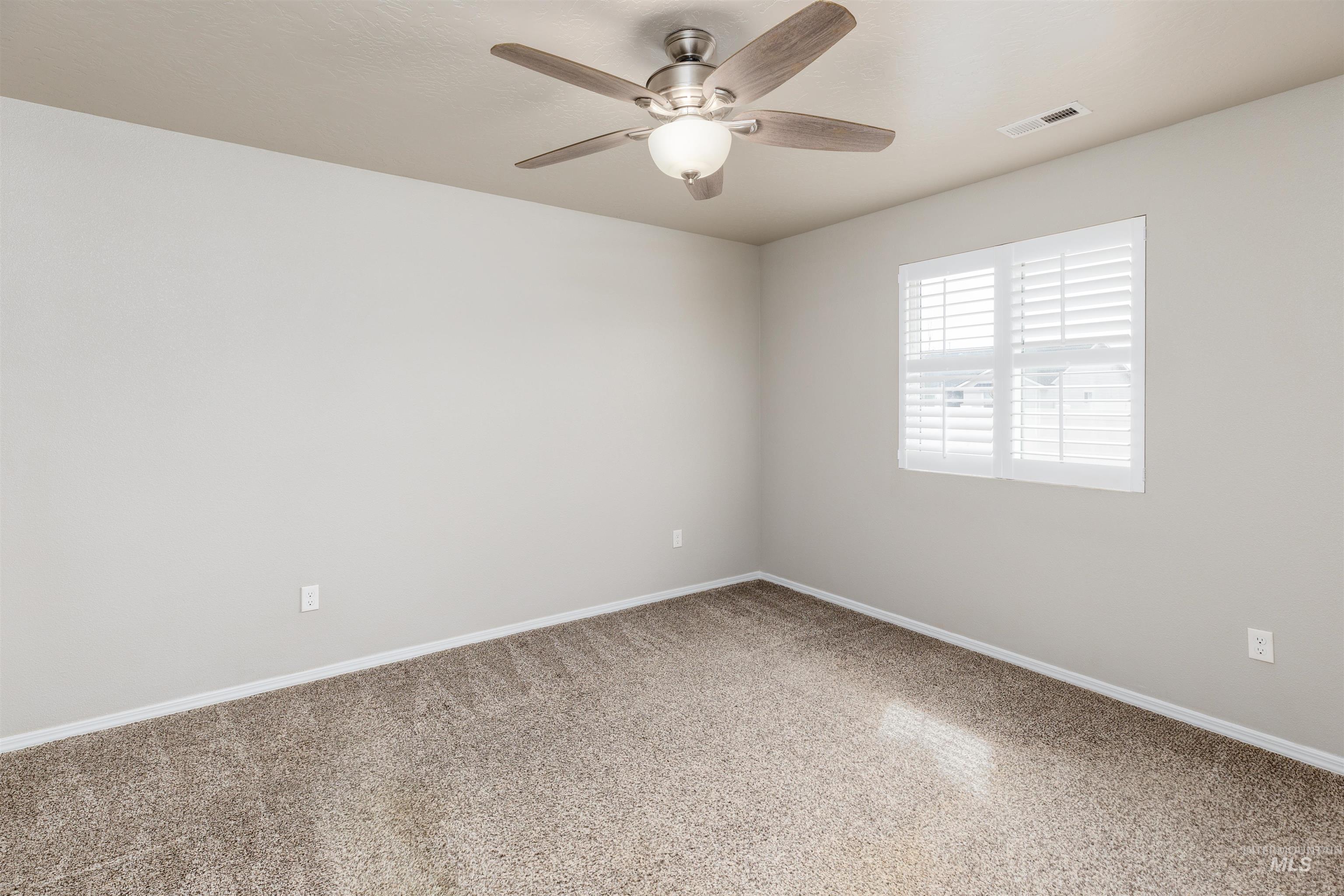 944 S Rangipo Ave, Kuna, Idaho 83634, 4 Bedrooms, 2 Bathrooms, Residential For Sale, Price $449,900, 98979637