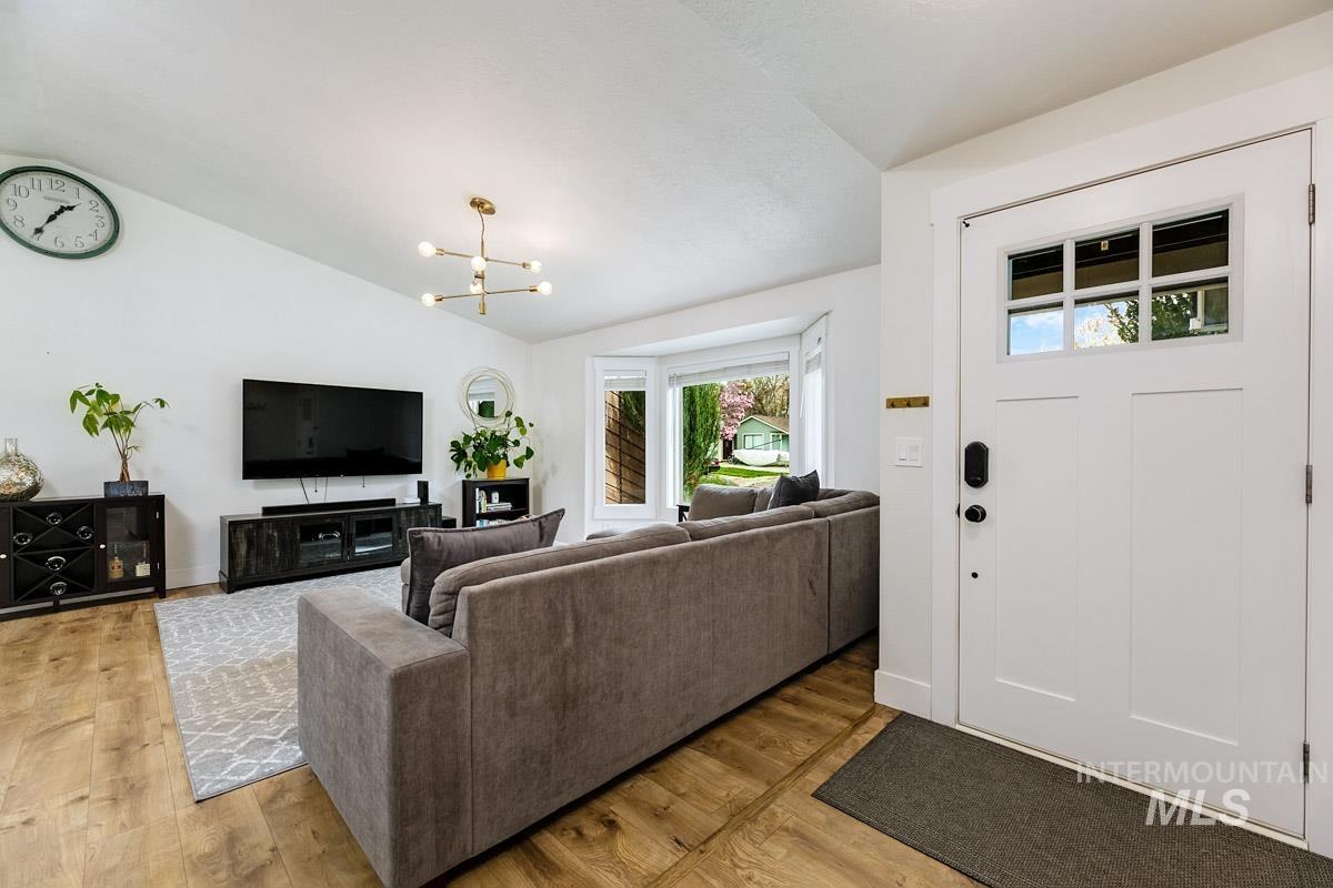 837 E Pennsylvania Dr, Boise, Idaho 83706, 3 Bedrooms, 2 Bathrooms, Residential For Sale, Price $679,900,MLS 98979638