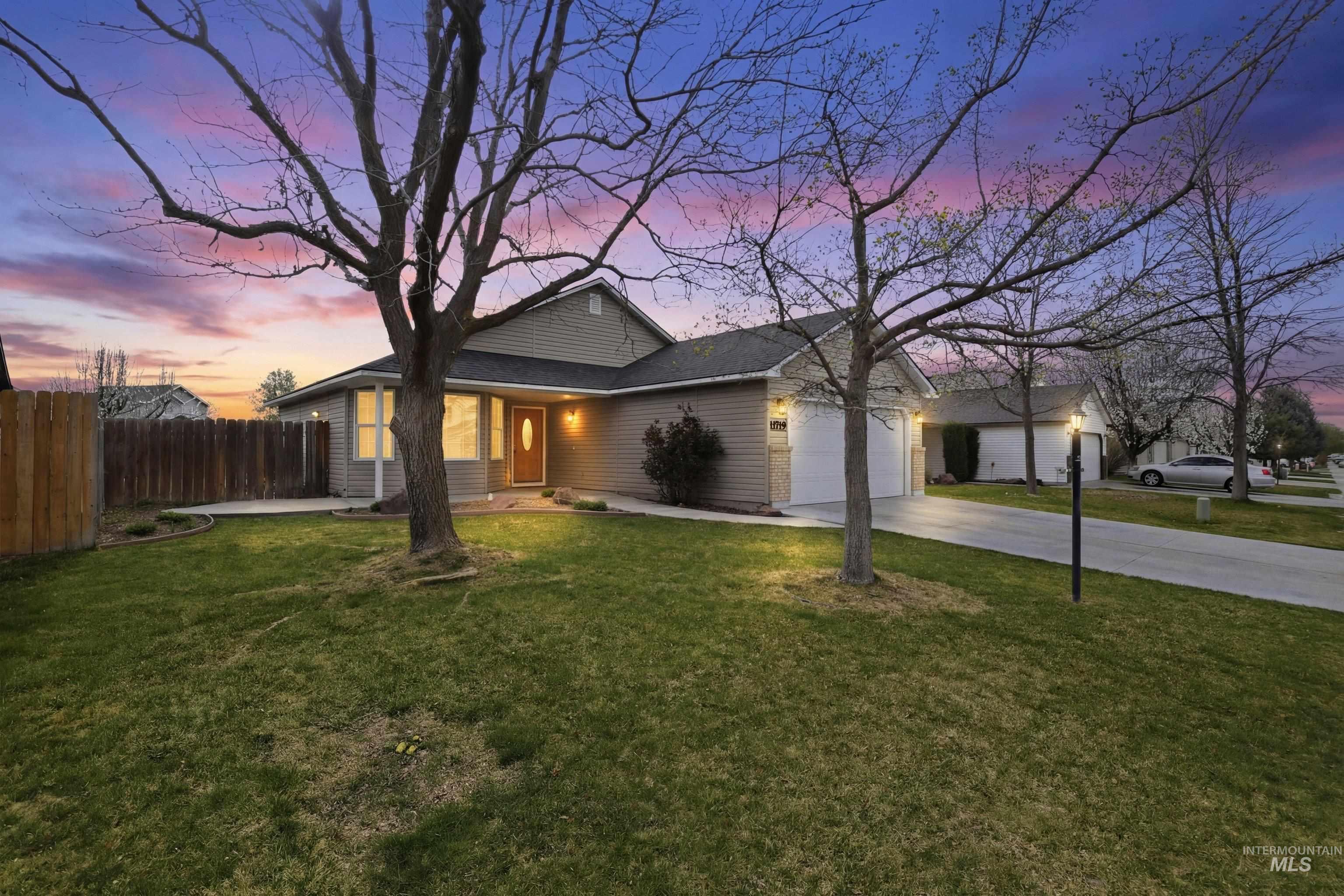 11719 W Huckleberry Dr, Nampa, Idaho 83651, 3 Bedrooms, 2 Bathrooms, Residential For Sale, Price $334,900, 98979639