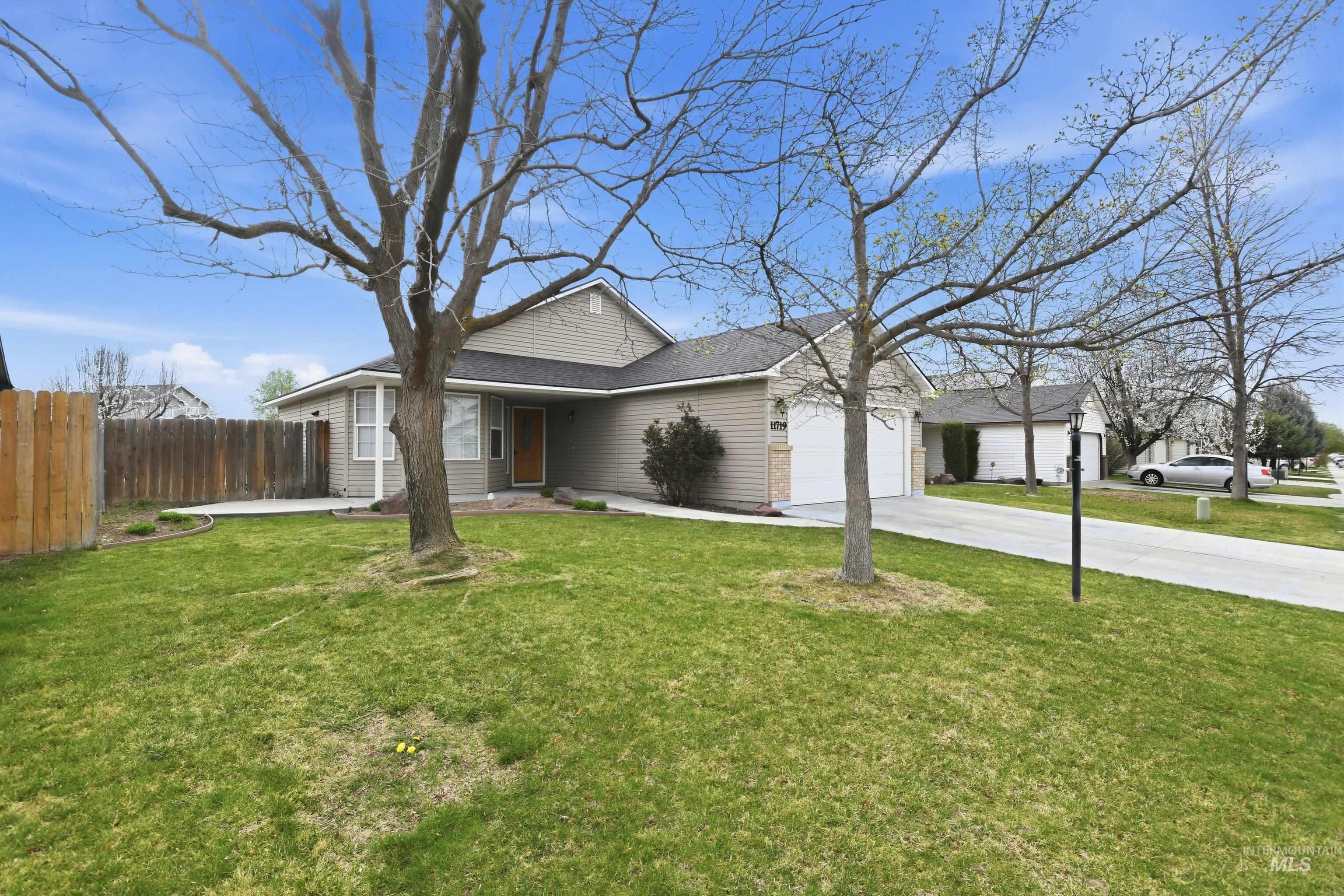 11719 W Huckleberry Dr, Nampa, Idaho 83651, 3 Bedrooms, 2 Bathrooms, Residential For Sale, Price $334,900, 98979639