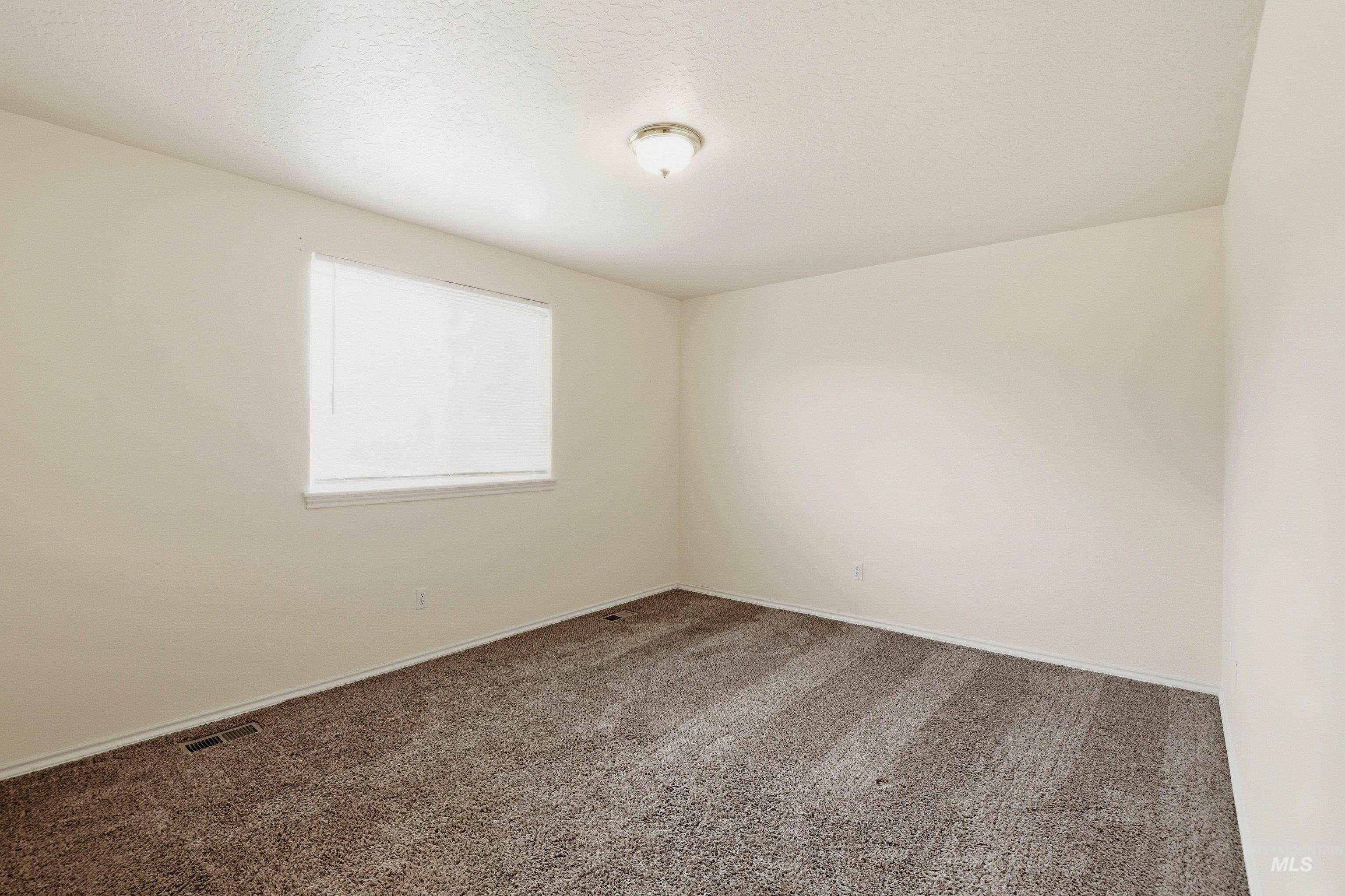 11719 W Huckleberry Dr, Nampa, Idaho 83651, 3 Bedrooms, 2 Bathrooms, Residential For Sale, Price $334,900, 98979639