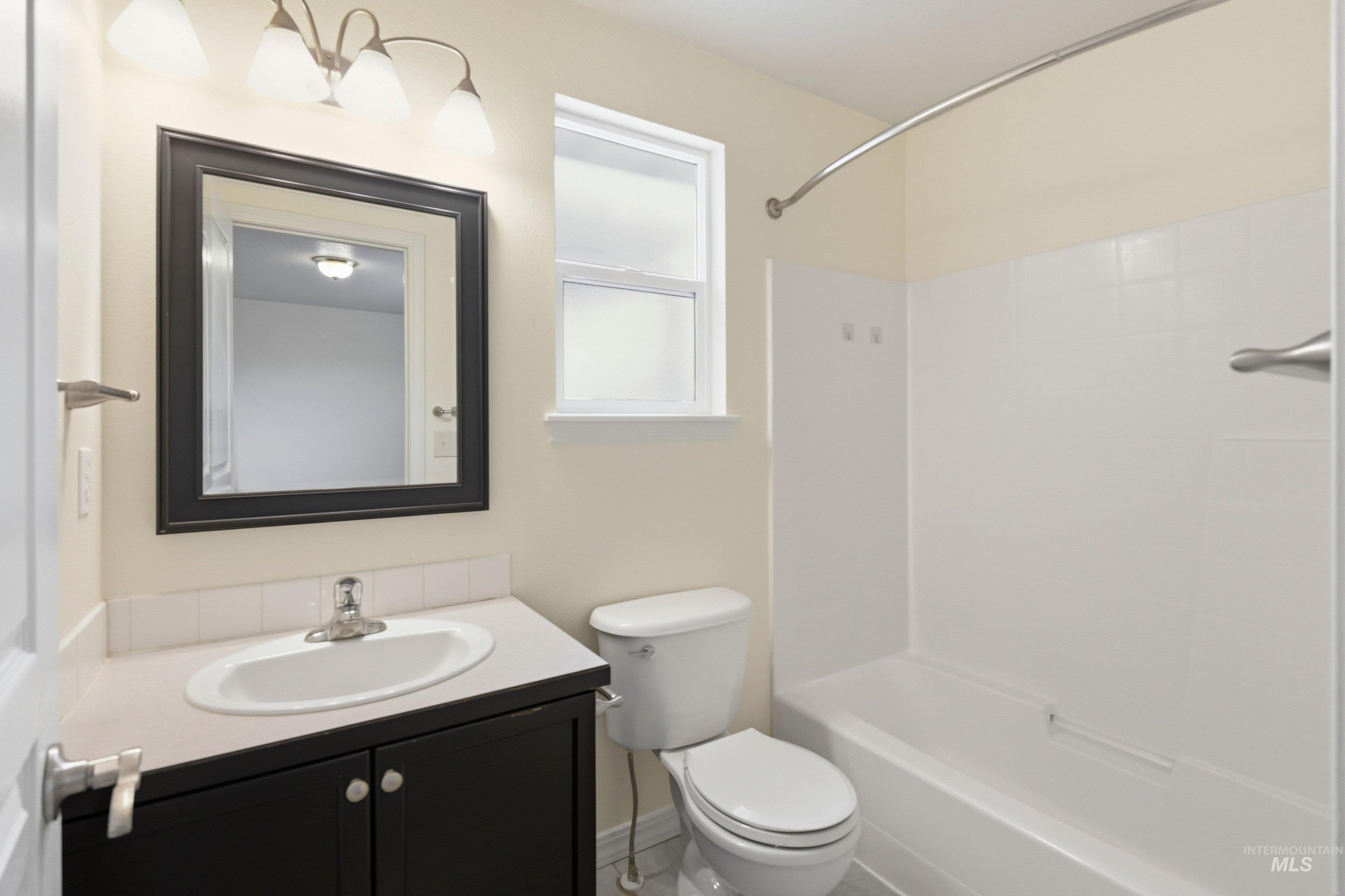 11719 W Huckleberry Dr, Nampa, Idaho 83651, 3 Bedrooms, 2 Bathrooms, Residential For Sale, Price $350,000, 98979639