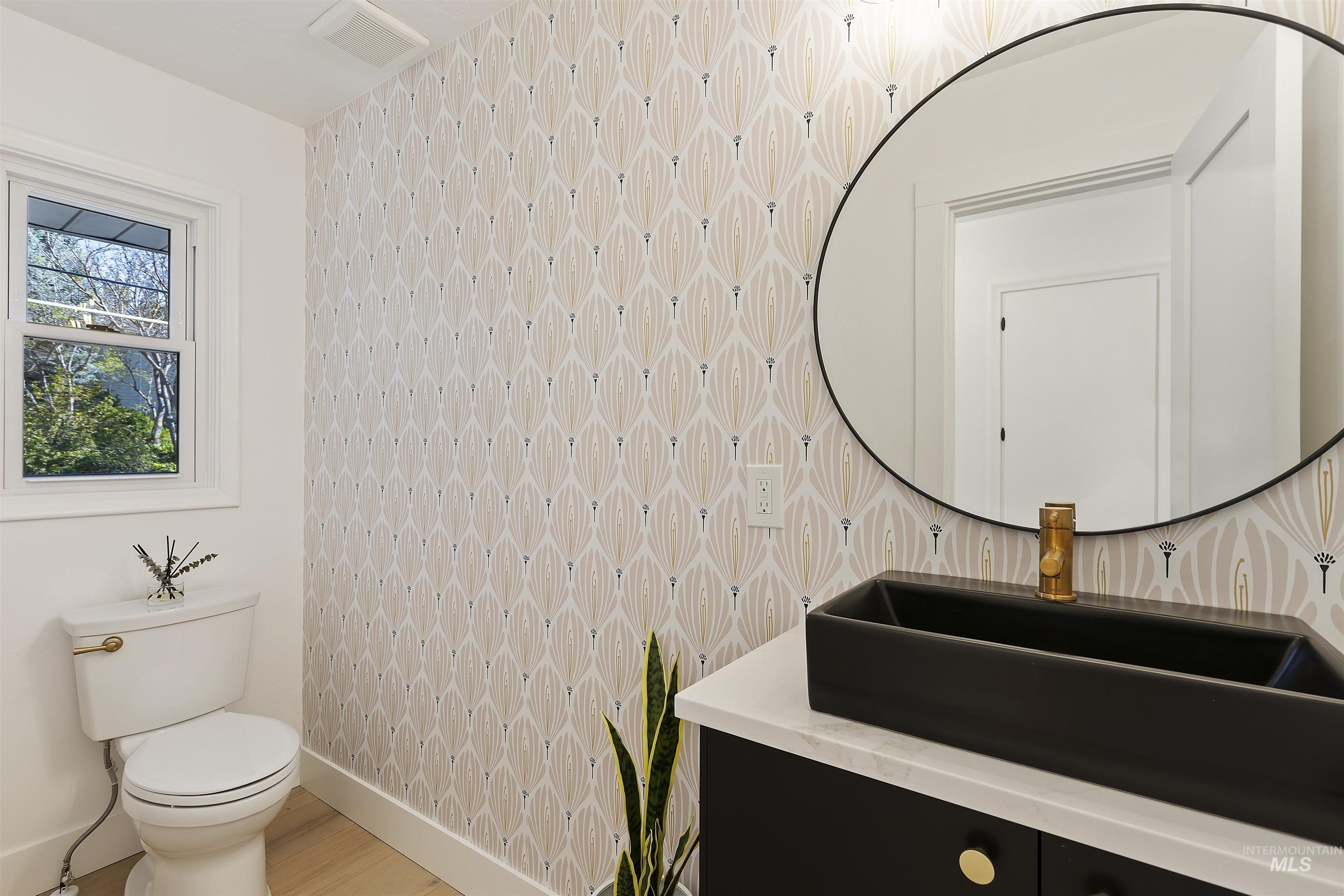 1224 E Hays St, Boise, Idaho 83712, 5 Bedrooms, 3.5 Bathrooms, Residential For Sale, Price $1,200,000, 98979640