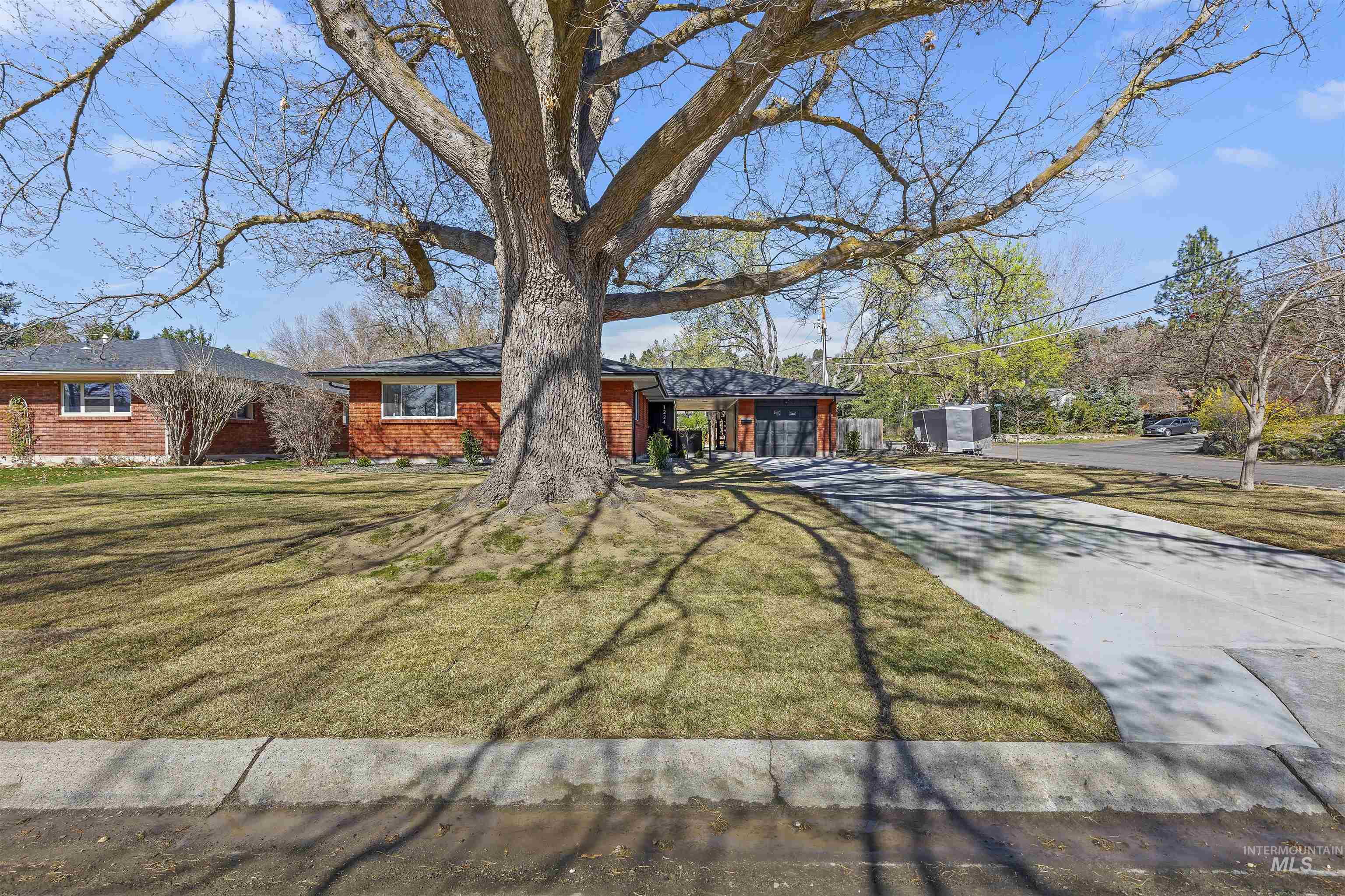 1224 E Hays St, Boise, Idaho 83712, 5 Bedrooms, 3.5 Bathrooms, Residential For Sale, Price $1,200,000, 98979640