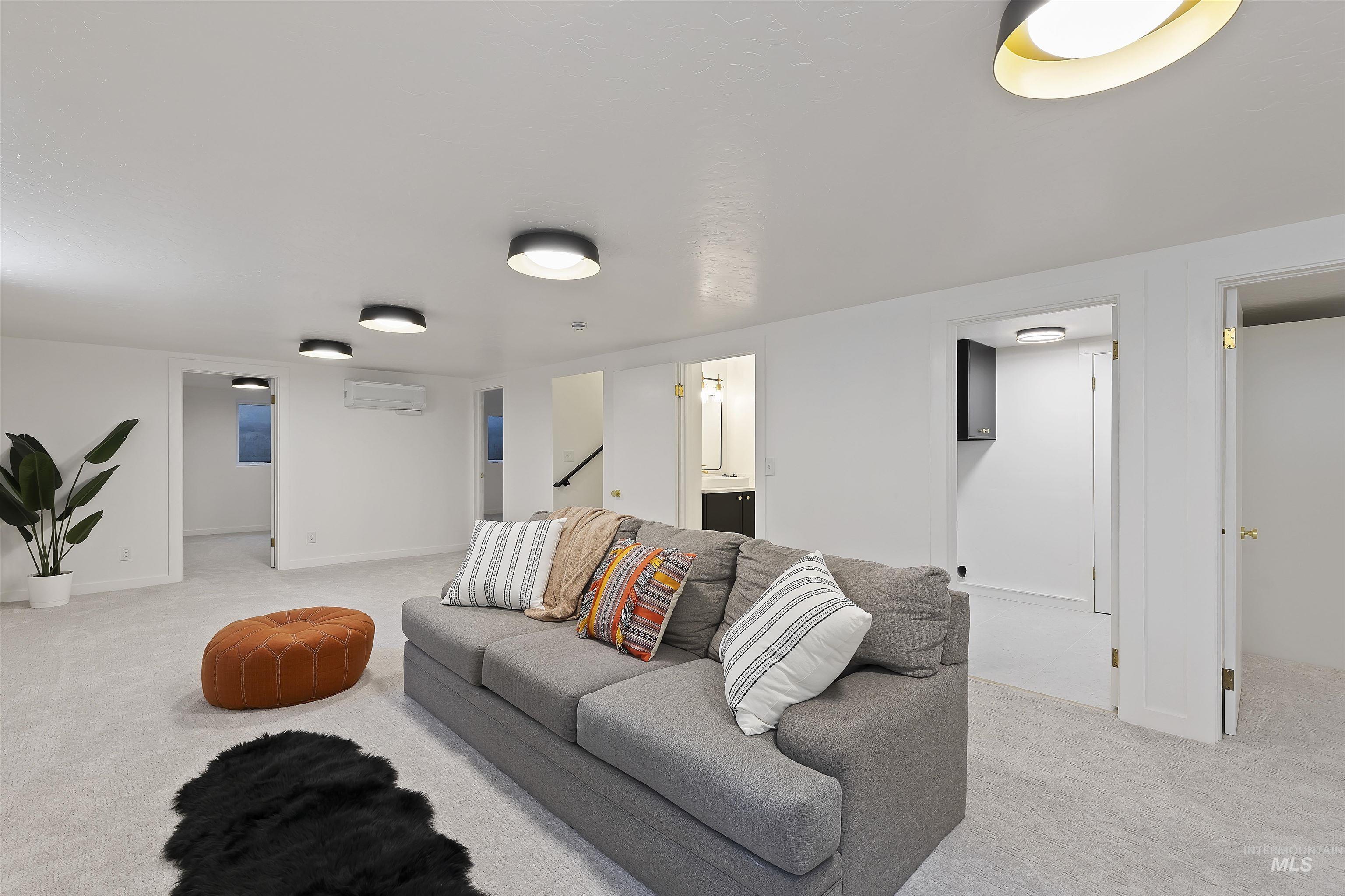 1224 E Hays St, Boise, Idaho 83712, 5 Bedrooms, 3.5 Bathrooms, Residential For Sale, Price $1,200,000, 98979640