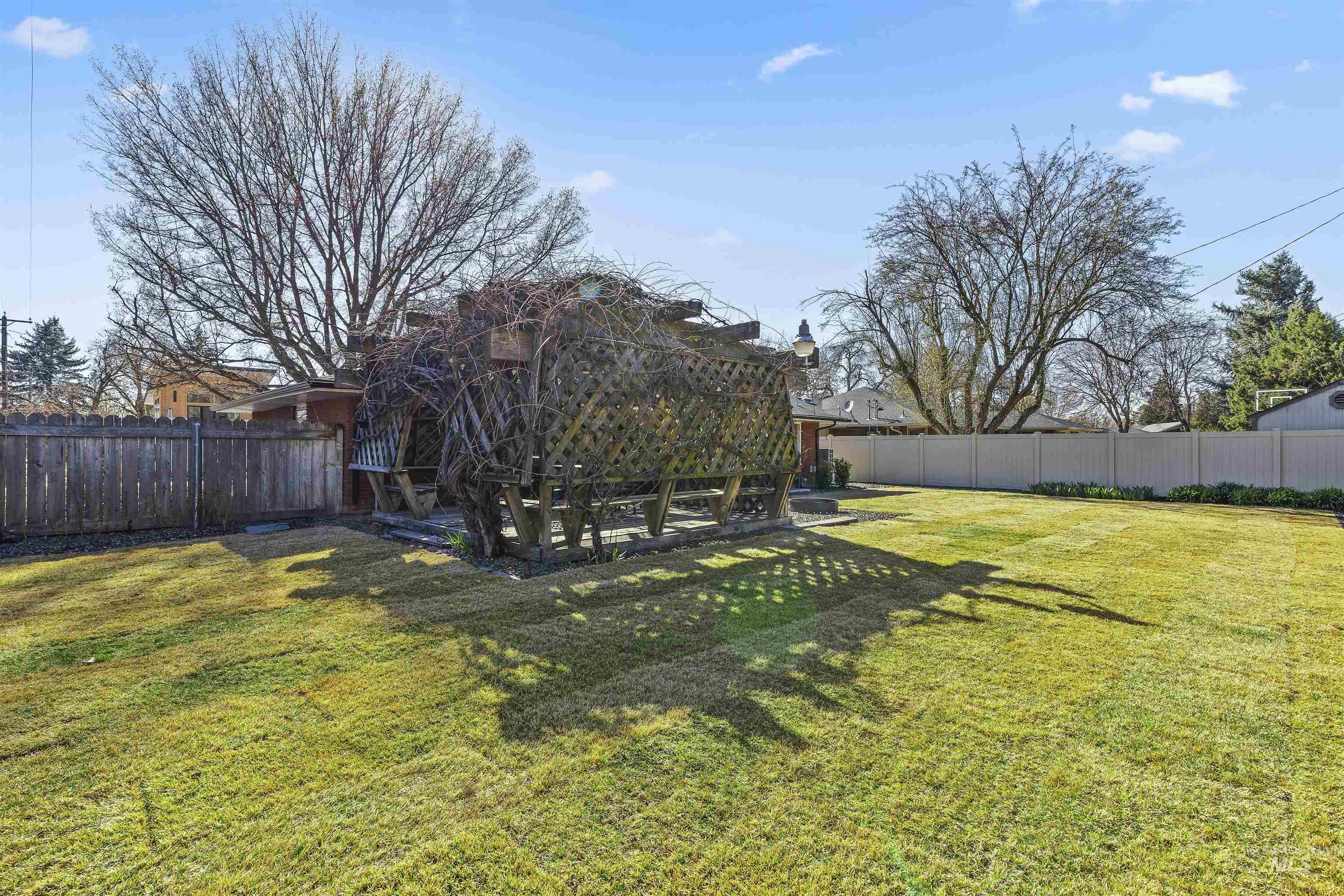 1224 E Hays St, Boise, Idaho 83712, 5 Bedrooms, 3.5 Bathrooms, Residential For Sale, Price $1,200,000, 98979640