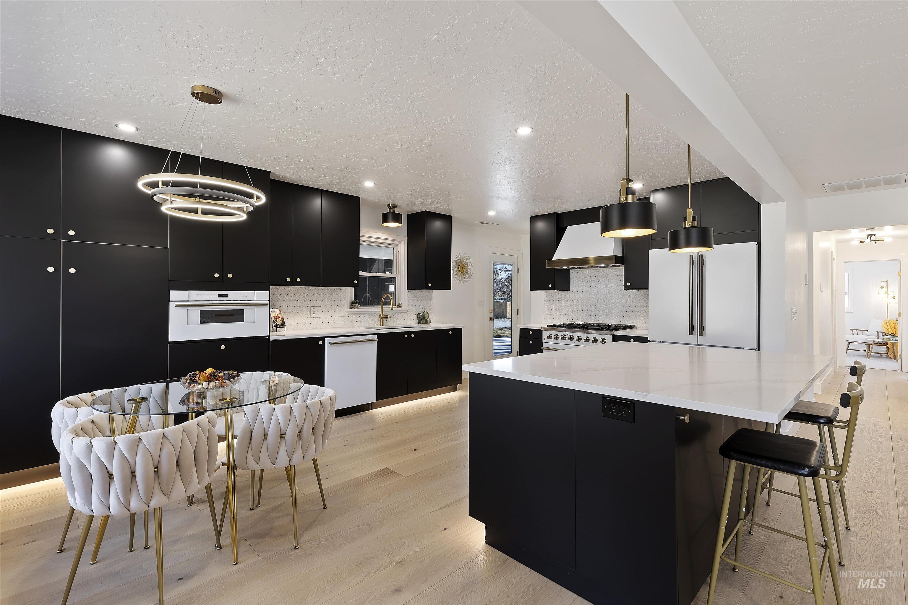 1224 E Hays St, Boise, Idaho 83712, 5 Bedrooms, 3.5 Bathrooms, Residential For Sale, Price $1,200,000, 98979640