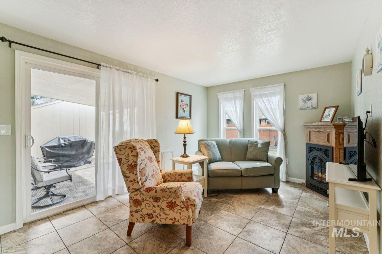 4093 N Marylebone Way, Boise, Idaho 83713-2444, 4 Bedrooms, 3.5 Bathrooms, Residential For Sale, Price $549,900, 98979641