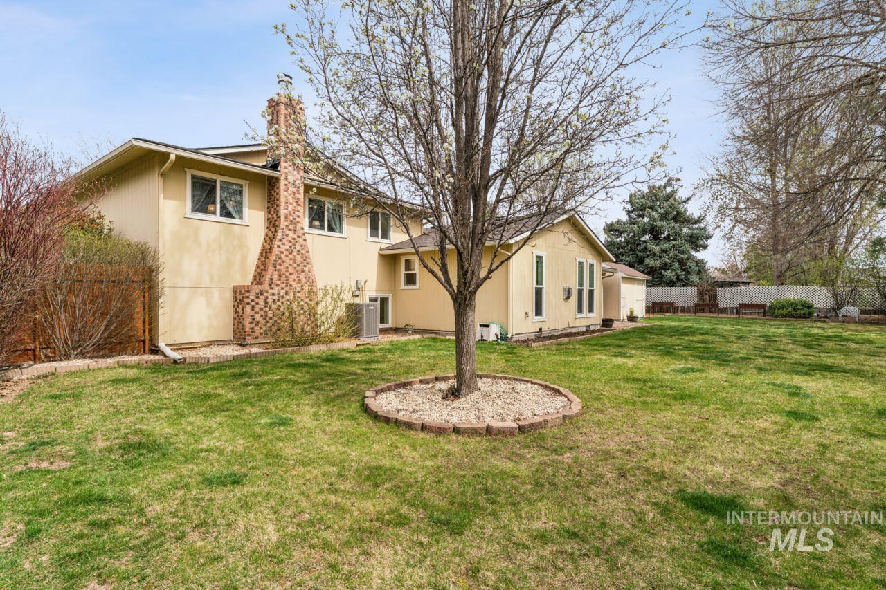 4093 N Marylebone Way, Boise, Idaho 83713-2444, 4 Bedrooms, 3.5 Bathrooms, Residential For Sale, Price $549,900, 98979641