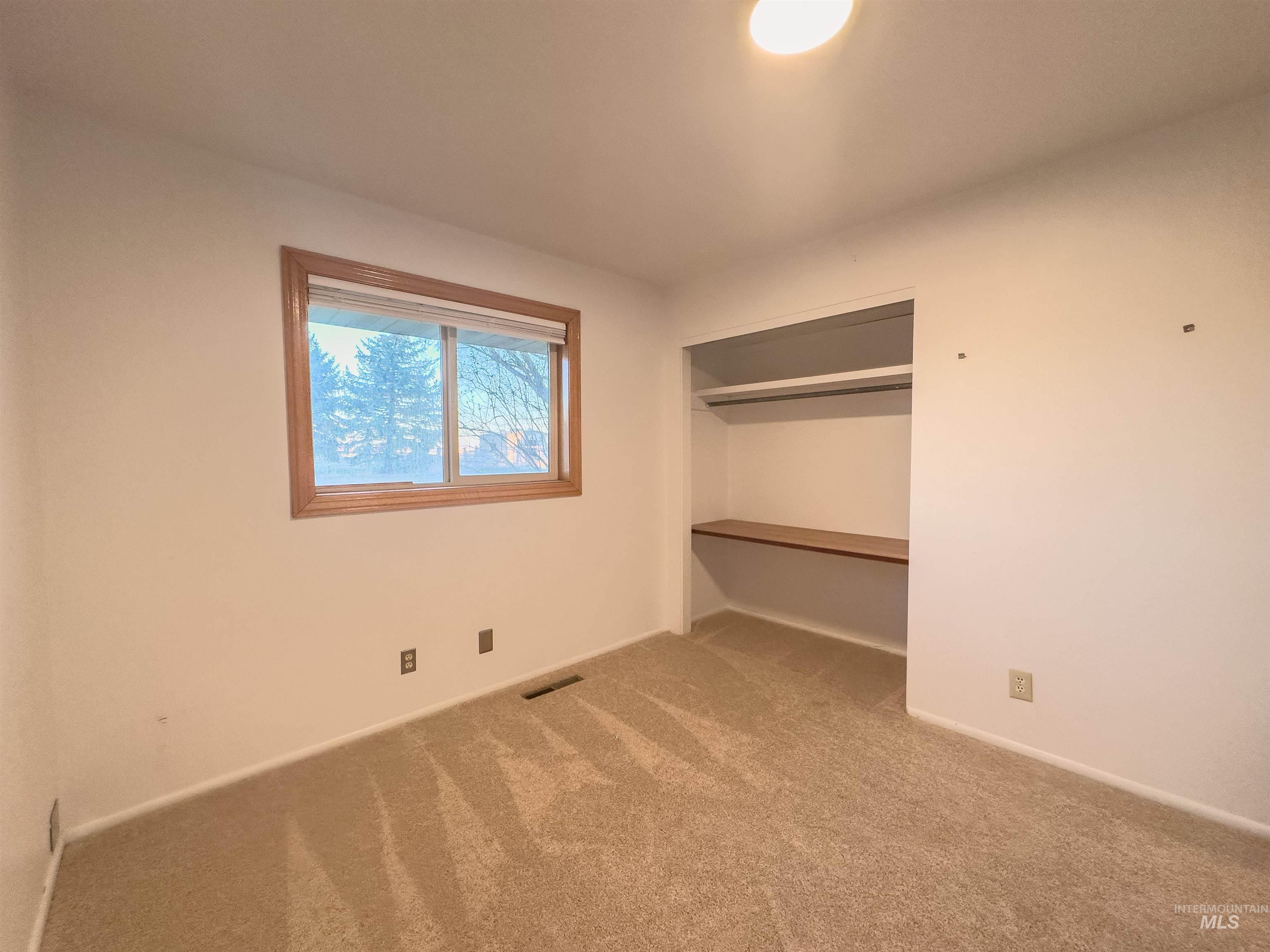 13 N 200 E, Rupert, Idaho 83350, 4 Bedrooms, 1.5 Bathrooms, Residential For Sale, Price $450,000, 98979642