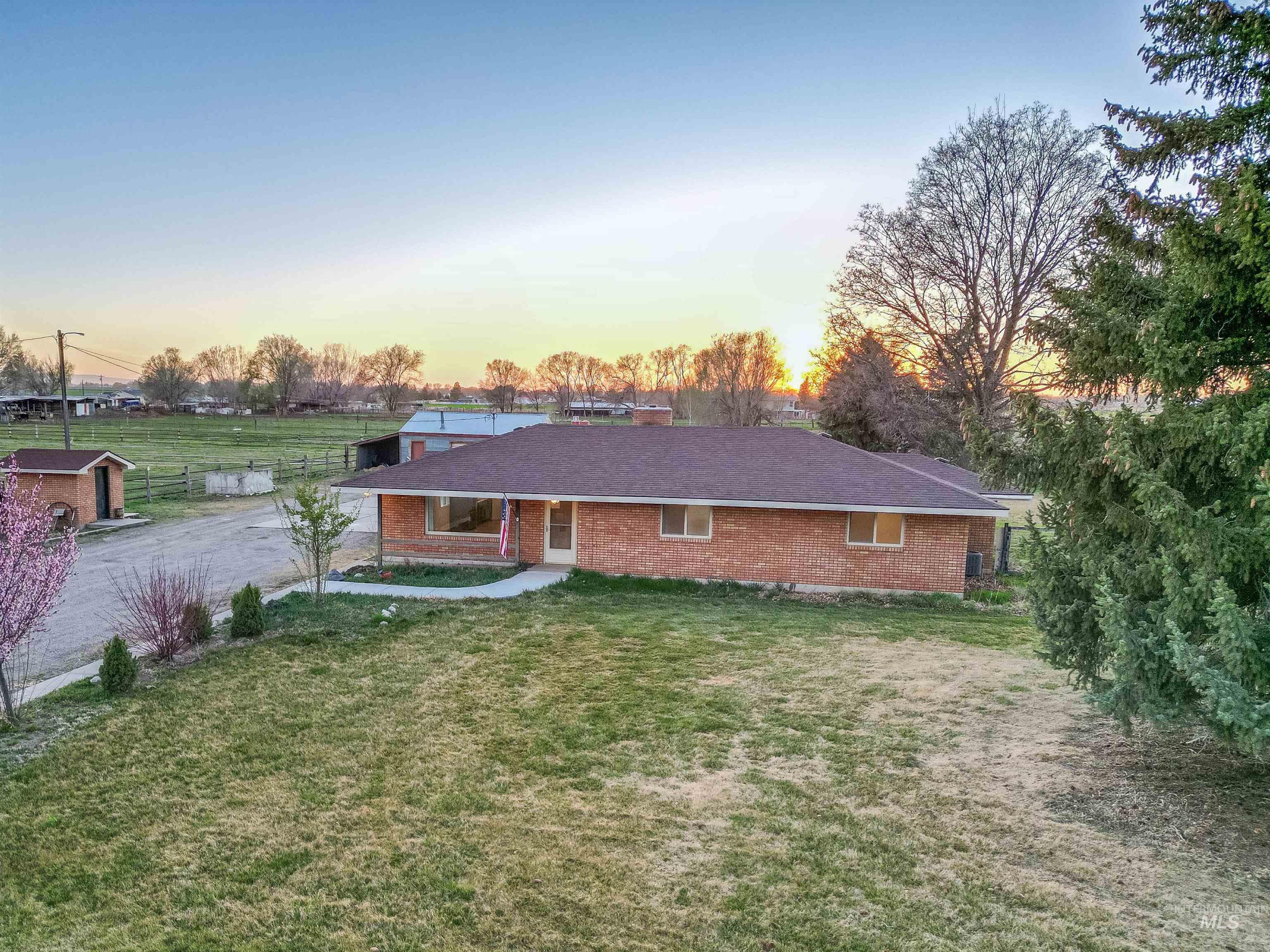 13 N 200 E, Rupert, Idaho 83350, 4 Bedrooms, 1.5 Bathrooms, Residential For Sale, Price $450,000, 98979642