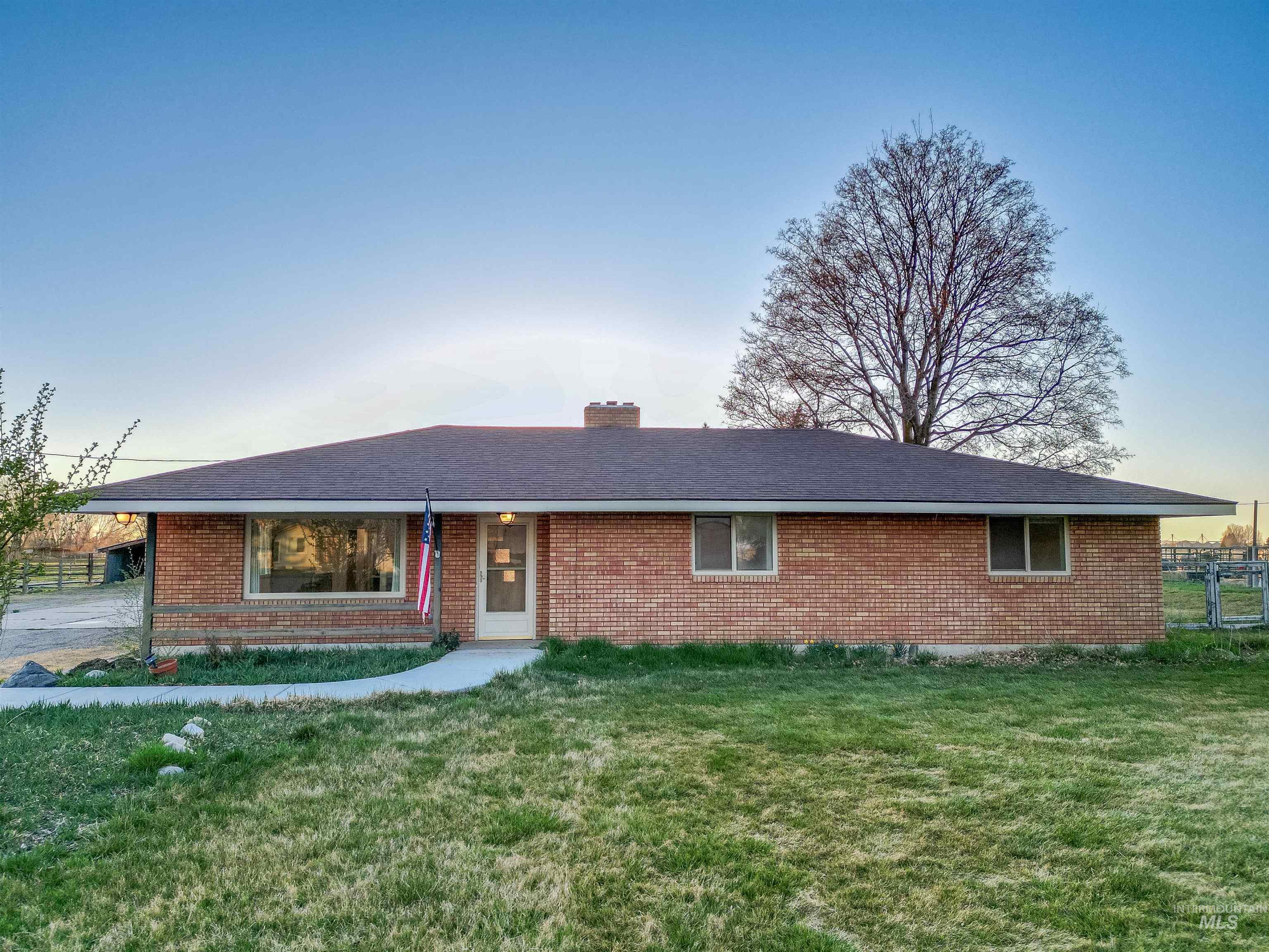 13 N 200 E, Rupert, Idaho 83350, 4 Bedrooms, 1.5 Bathrooms, Residential For Sale, Price $450,000, 98979642