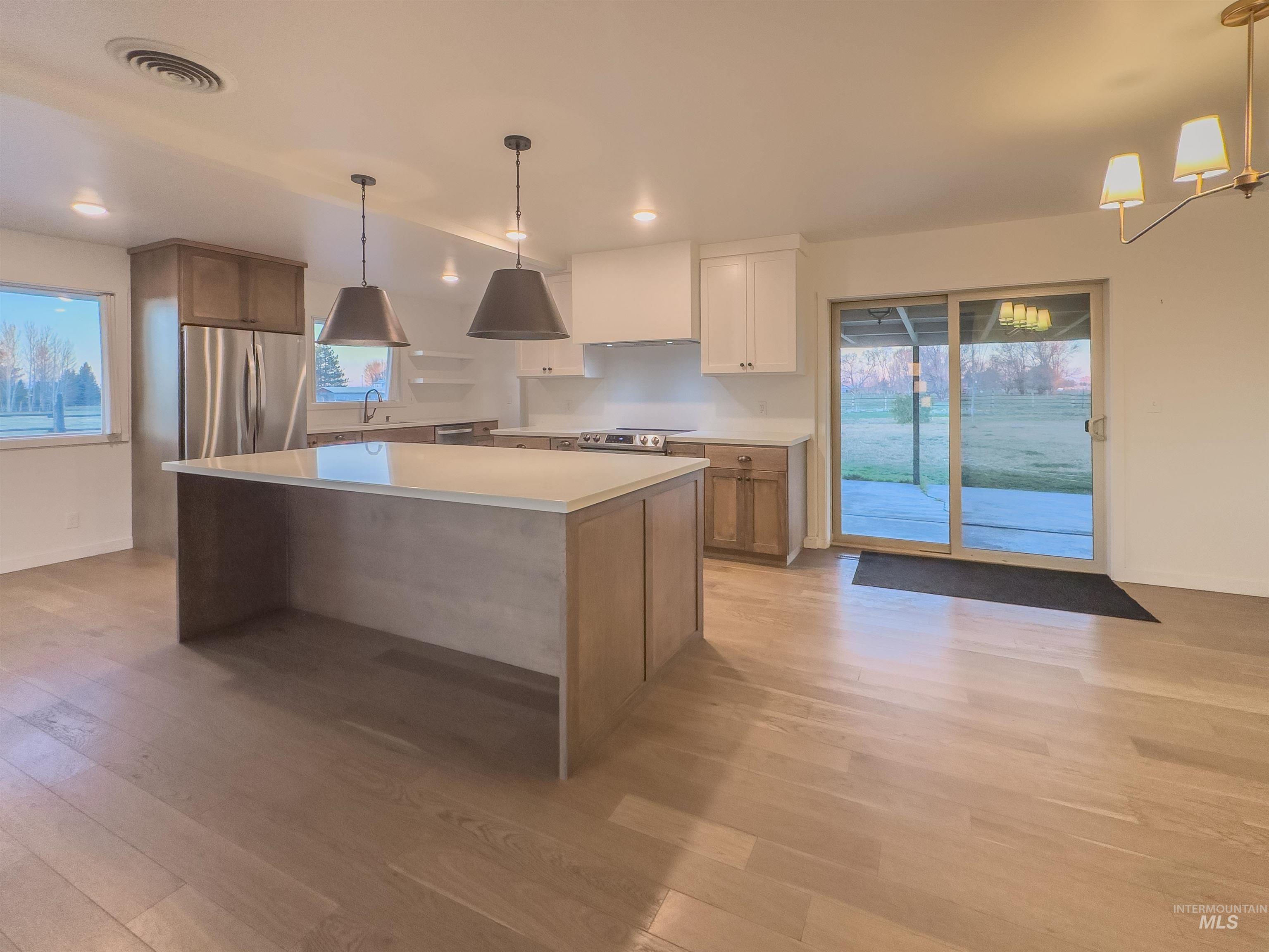 13 N 200 E, Rupert, Idaho 83350, 4 Bedrooms, 1.5 Bathrooms, Residential For Sale, Price $450,000, 98979642