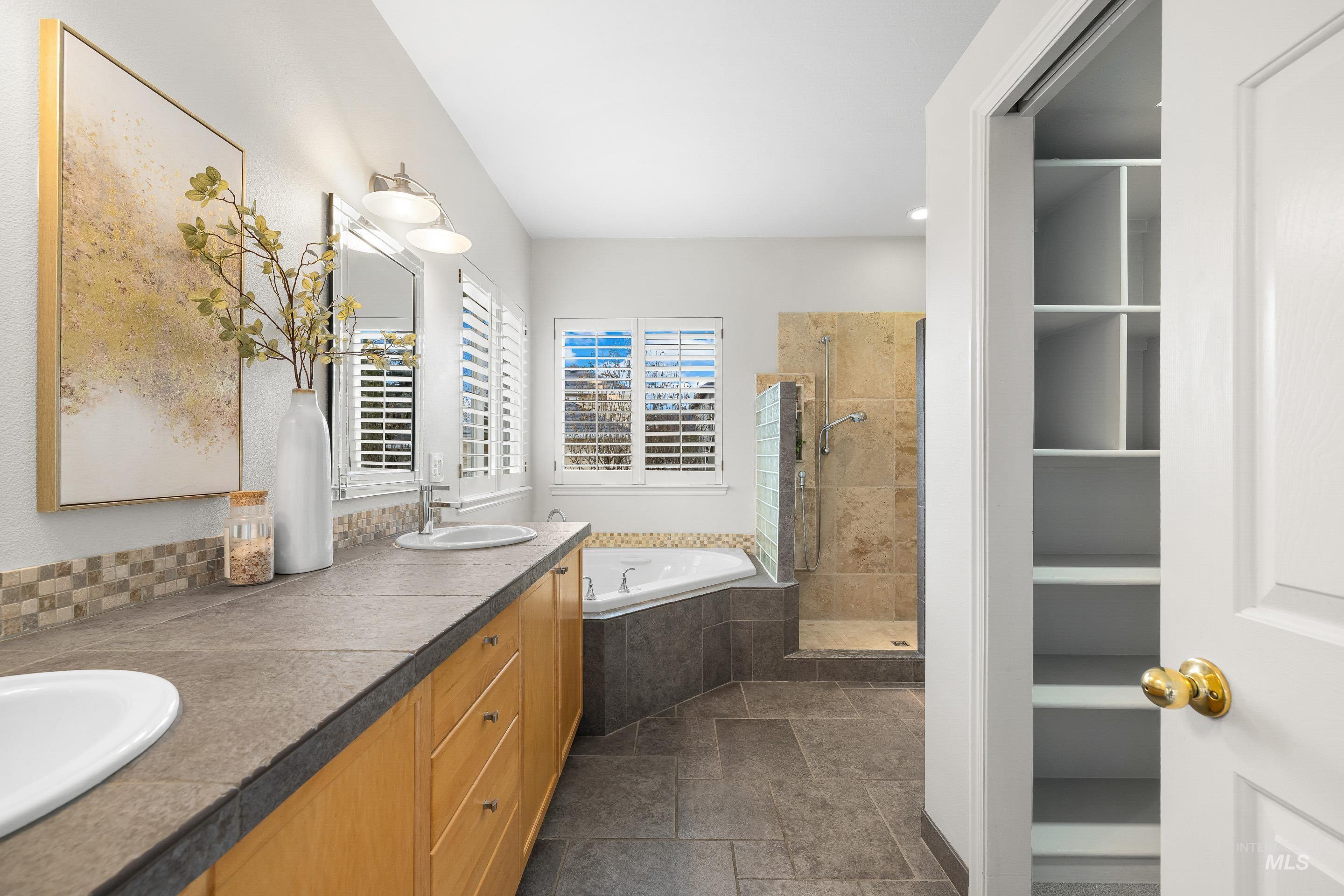 4221 E Barber Station Way, Boise, Idaho 83716, 3 Bedrooms, 2 Bathrooms, Residential For Sale, Price $750,000, 98979644