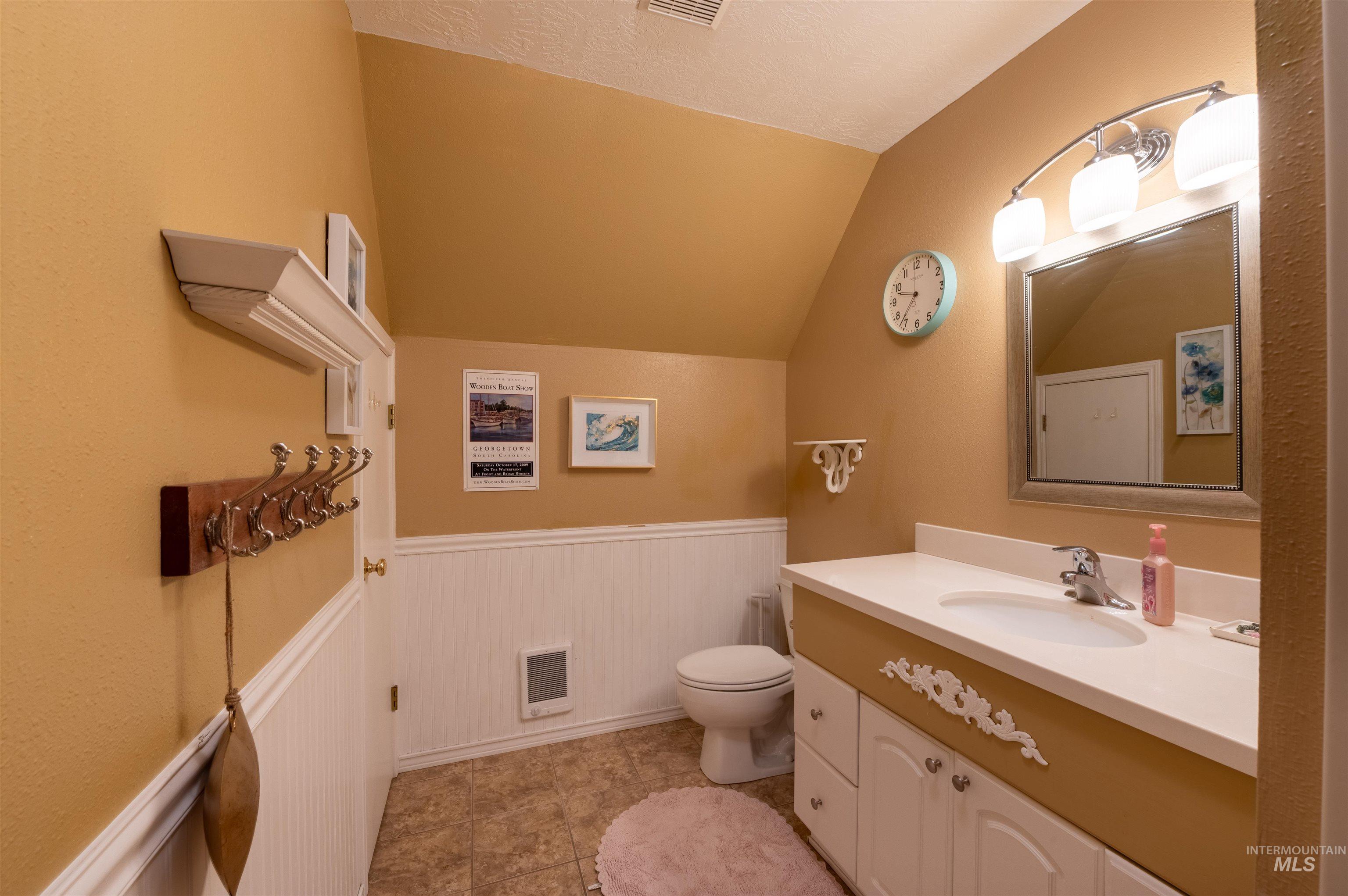 2 E 500 S, Jerome, Idaho 83338, 4 Bedrooms, 3 Bathrooms, Residential For Sale, Price $619,000, 98979645