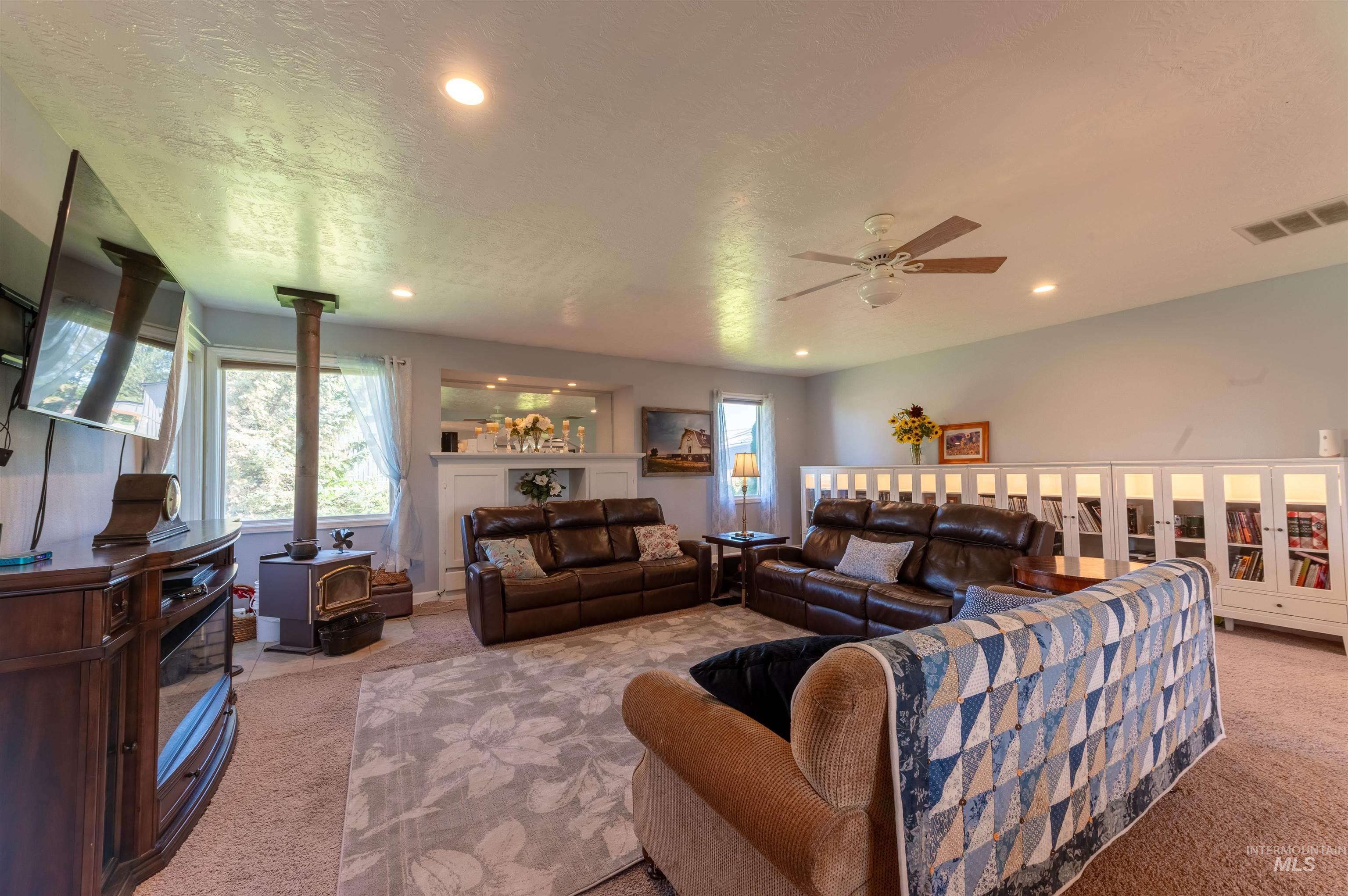 2 E 500 S, Jerome, Idaho 83338, 4 Bedrooms, 3 Bathrooms, Residential For Sale, Price $619,000, 98979645