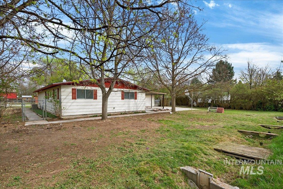 10035 W La Hontan Dr, Boise, Idaho 83709-0436, 3 Bedrooms, 2 Bathrooms, Residential For Sale, Price $499,900, 98979647