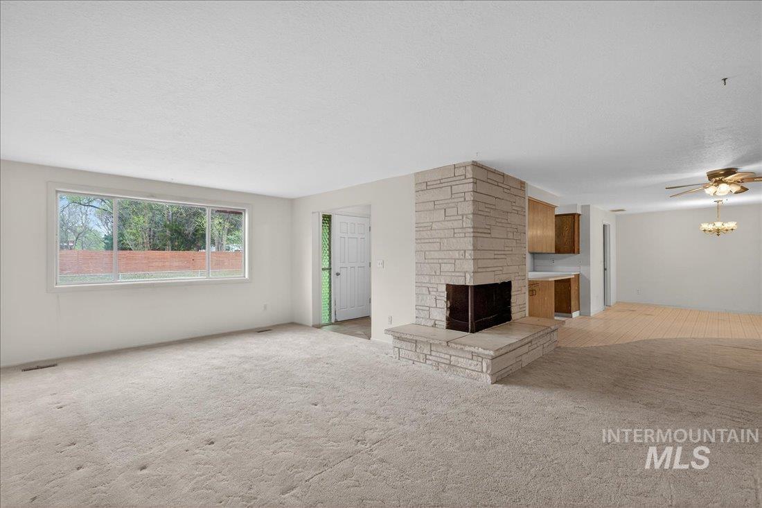 10035 W La Hontan Dr, Boise, Idaho 83709-0436, 3 Bedrooms, 2 Bathrooms, Residential For Sale, Price $499,900, 98979647