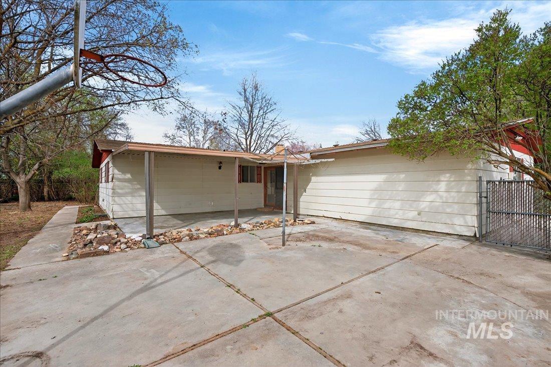 10035 W La Hontan Dr, Boise, Idaho 83709-0436, 3 Bedrooms, 2 Bathrooms, Residential For Sale, Price $499,900, 98979647