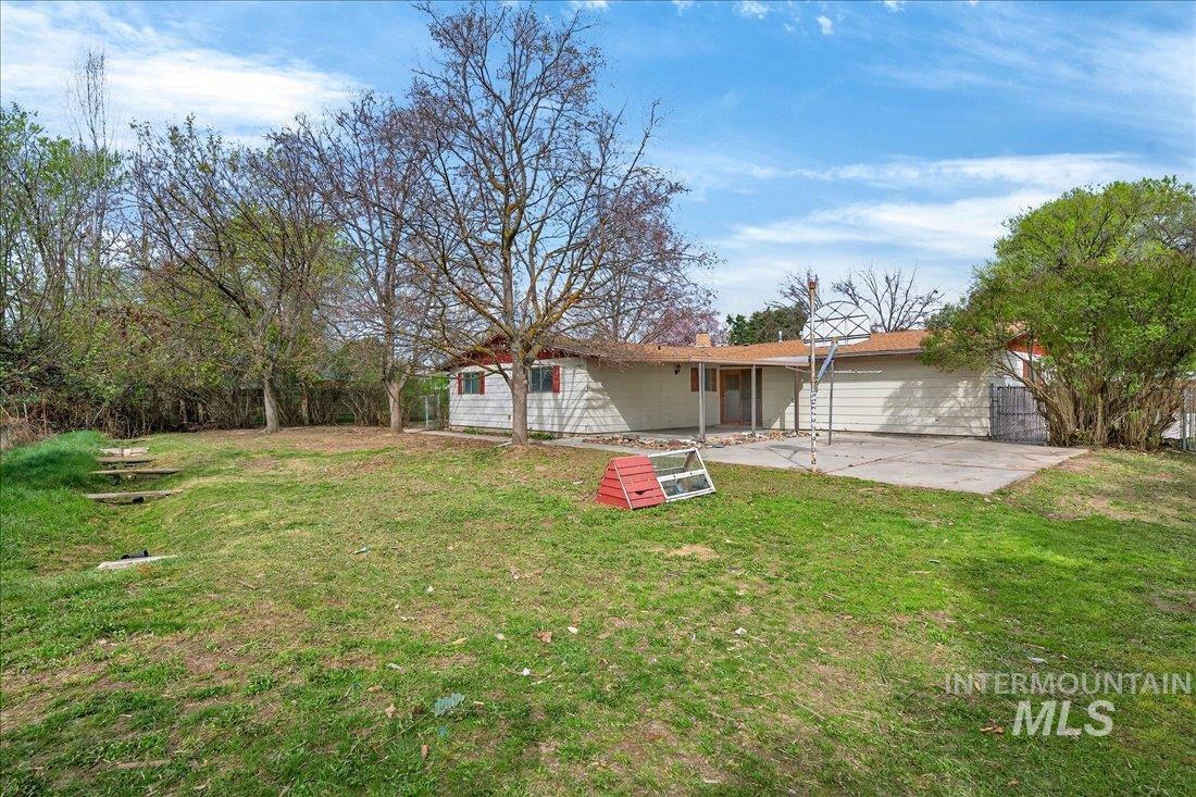 10035 W La Hontan Dr, Boise, Idaho 83709-0436, 3 Bedrooms, 2 Bathrooms, Residential For Sale, Price $499,900, 98979647