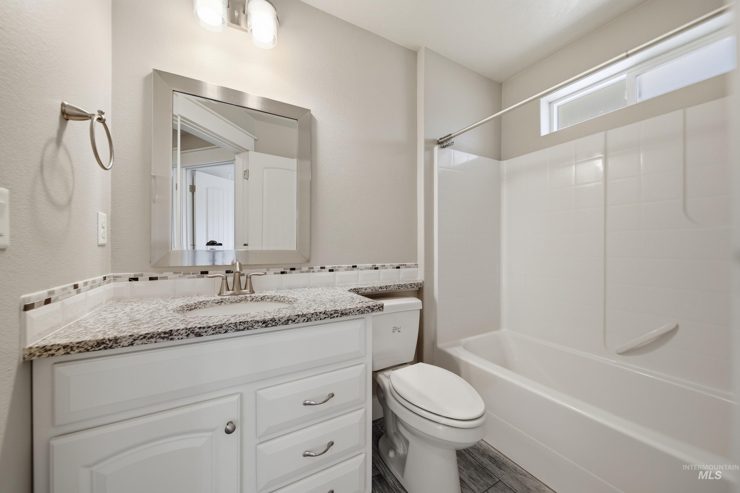 9522 W Woodland Dr, Boise, Idaho 83704, 3 Bedrooms, 2 Bathrooms, Residential For Sale, Price $425,000, 98979648