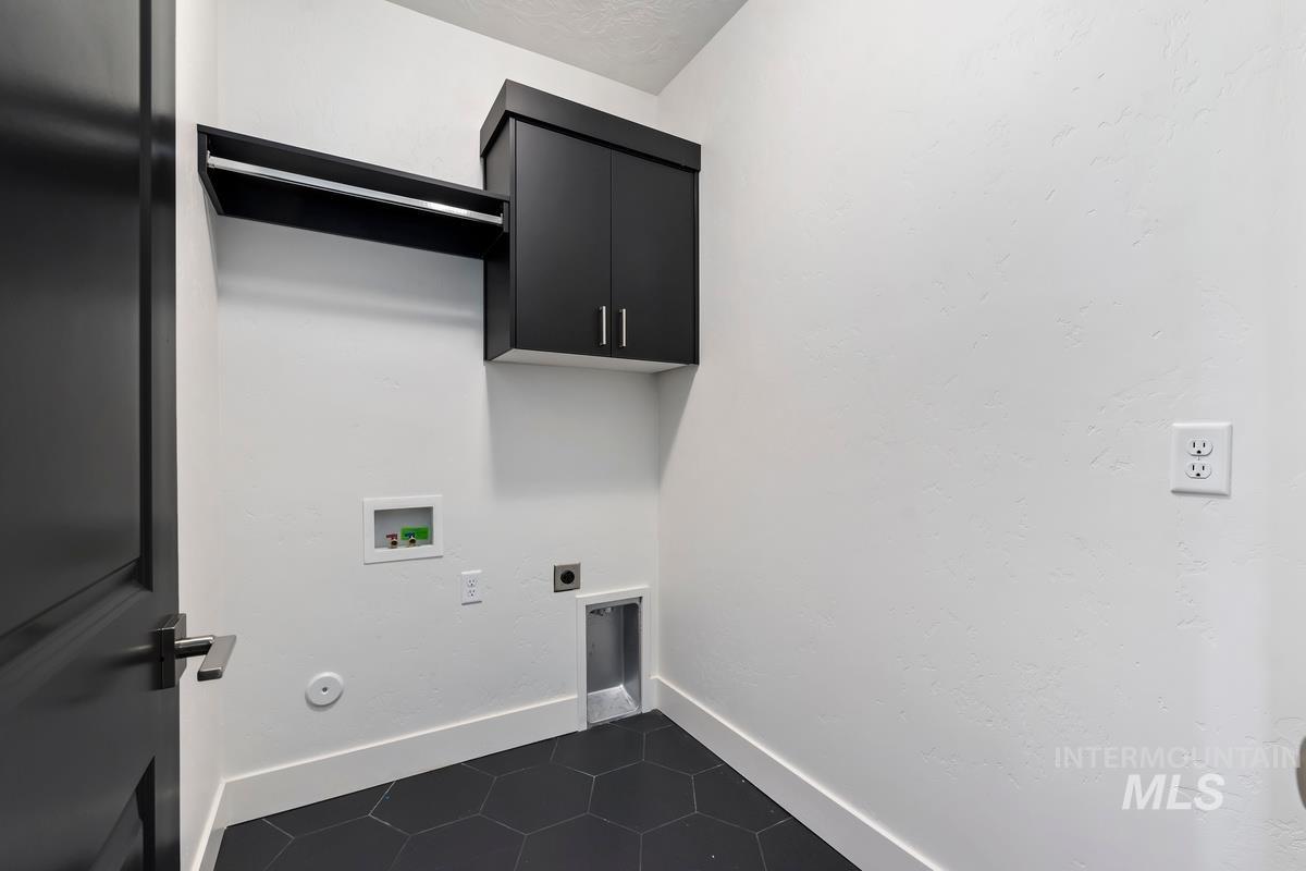 8389 W Shams Ln, Eagle, Idaho 83616, 3 Bedrooms, 3 Bathrooms, Residential For Sale, Price $675,000, 98979650