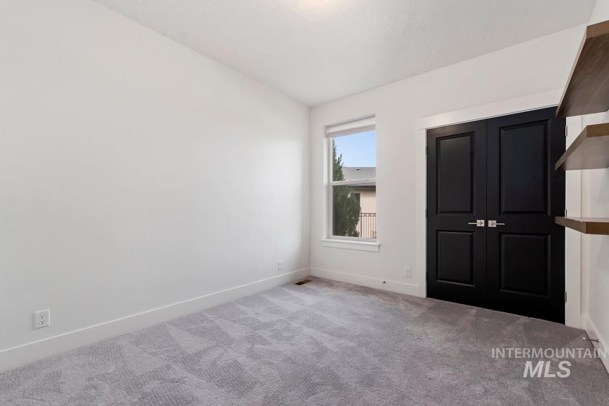 8389 W Shams Ln, Eagle, Idaho 83616, 3 Bedrooms, 3 Bathrooms, Residential For Sale, Price $675,000, 98979650