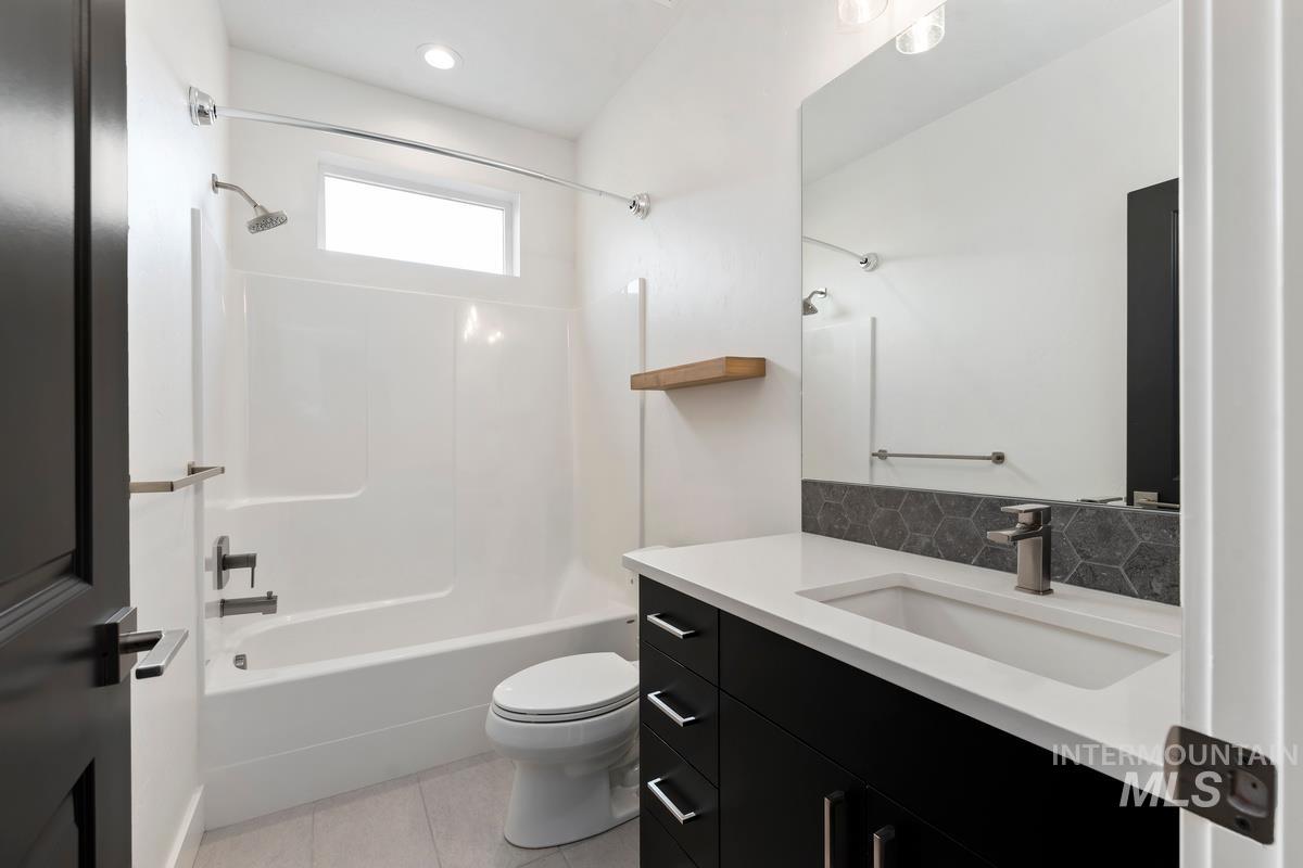 8389 W Shams Ln, Eagle, Idaho 83616, 3 Bedrooms, 3 Bathrooms, Residential For Sale, Price $675,000, 98979650