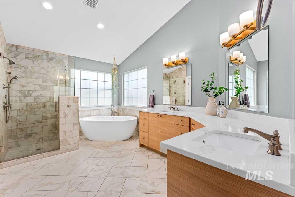 8051 W Burntree, Boise, Idaho 83704, 5 Bedrooms, 3 Bathrooms, Residential For Sale, Price $899,900, 98979652