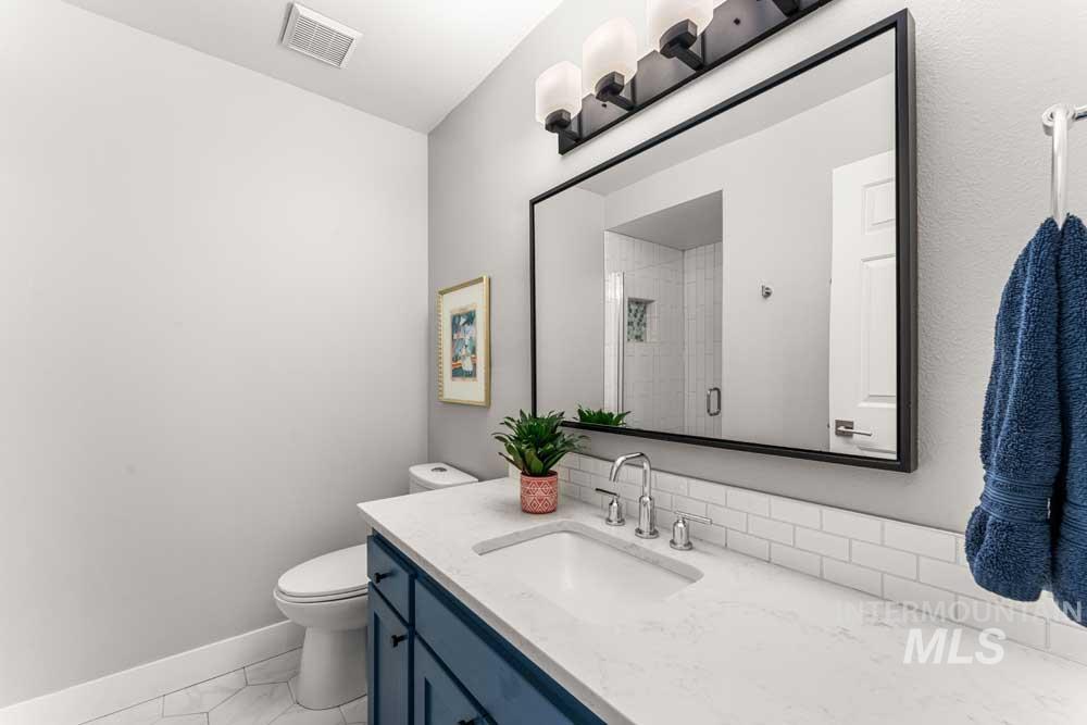 8051 W Burntree, Boise, Idaho 83704, 5 Bedrooms, 3 Bathrooms, Residential For Sale, Price $899,900, 98979652