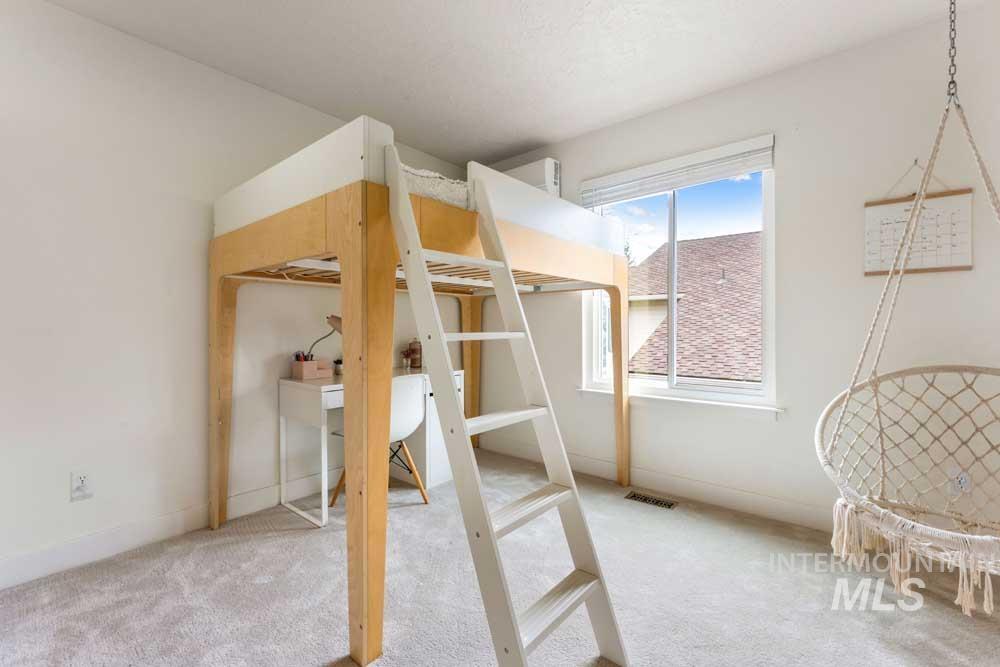 8051 W Burntree, Boise, Idaho 83704, 5 Bedrooms, 3 Bathrooms, Residential For Sale, Price $899,900, 98979652