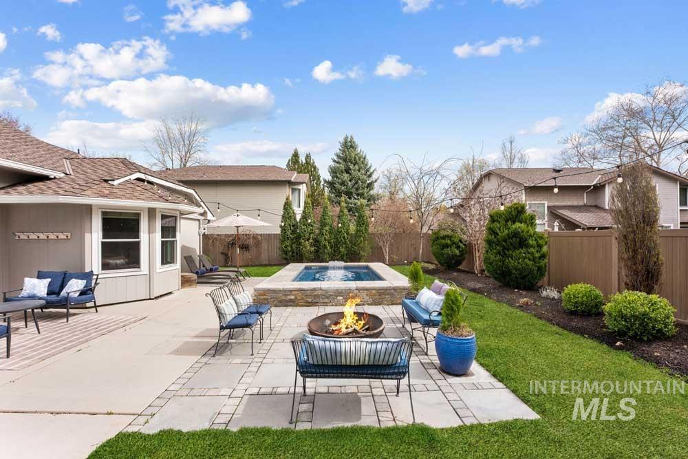 8051 W Burntree, Boise, Idaho 83704, 5 Bedrooms, 3 Bathrooms, Residential For Sale, Price $899,900, 98979652