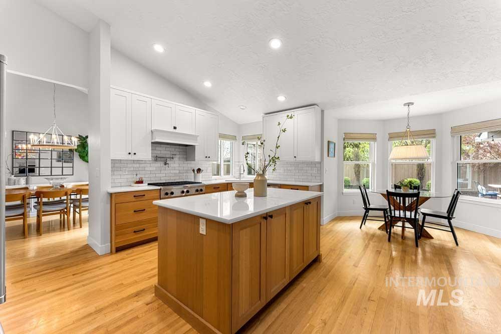 8051 W Burntree, Boise, Idaho 83704, 5 Bedrooms, 3 Bathrooms, Residential For Sale, Price $899,900, 98979652