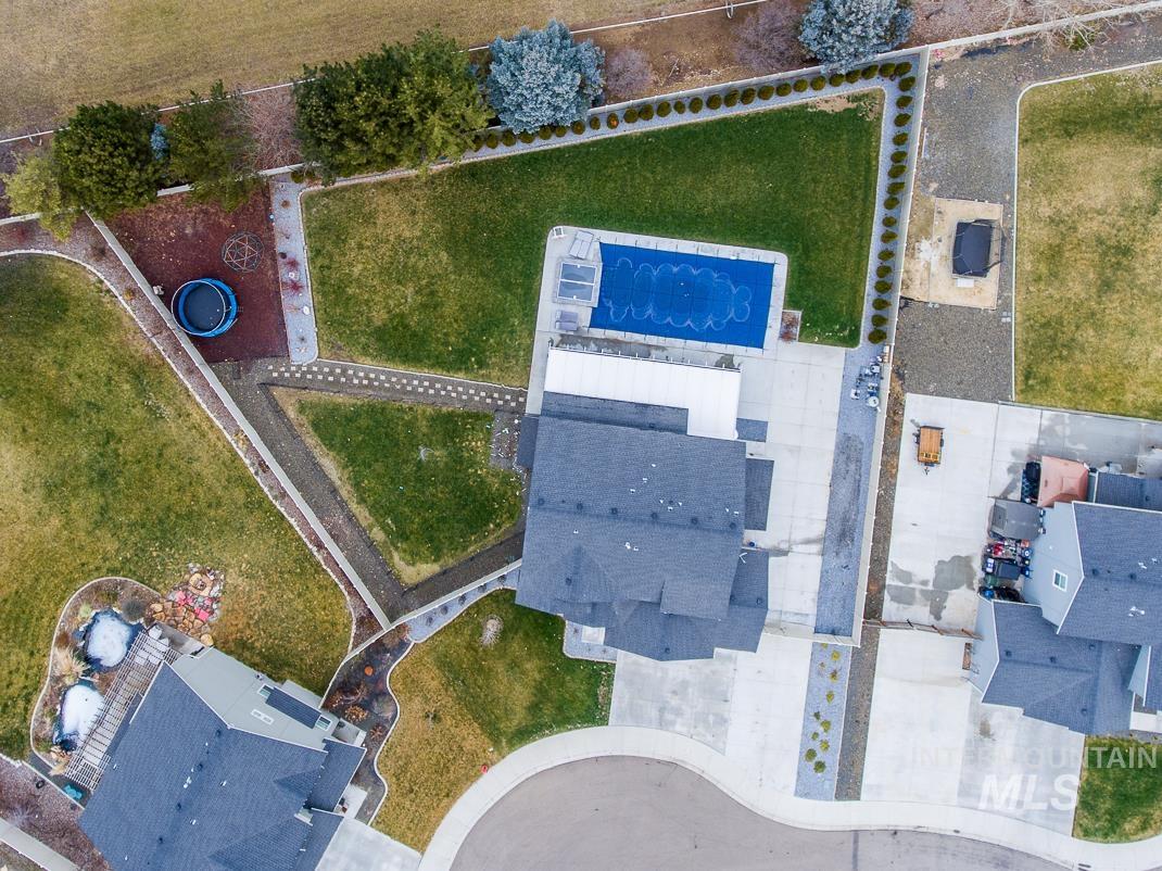 946 W Smallwood Ct, Meridian, Idaho 83642, 4 Bedrooms, 2.5 Bathrooms, Residential For Sale, Price $950,000, 98979653