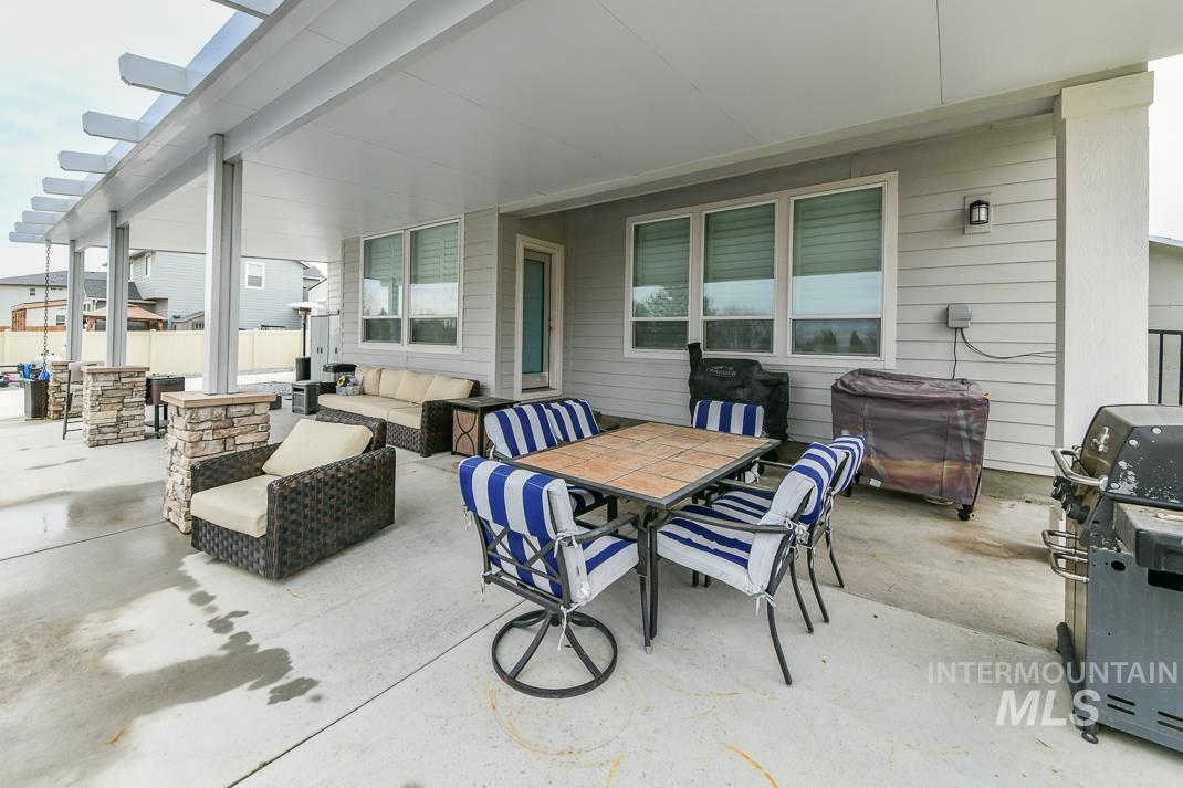 946 W Smallwood Ct, Meridian, Idaho 83642, 4 Bedrooms, 2.5 Bathrooms, Residential For Sale, Price $950,000, 98979653