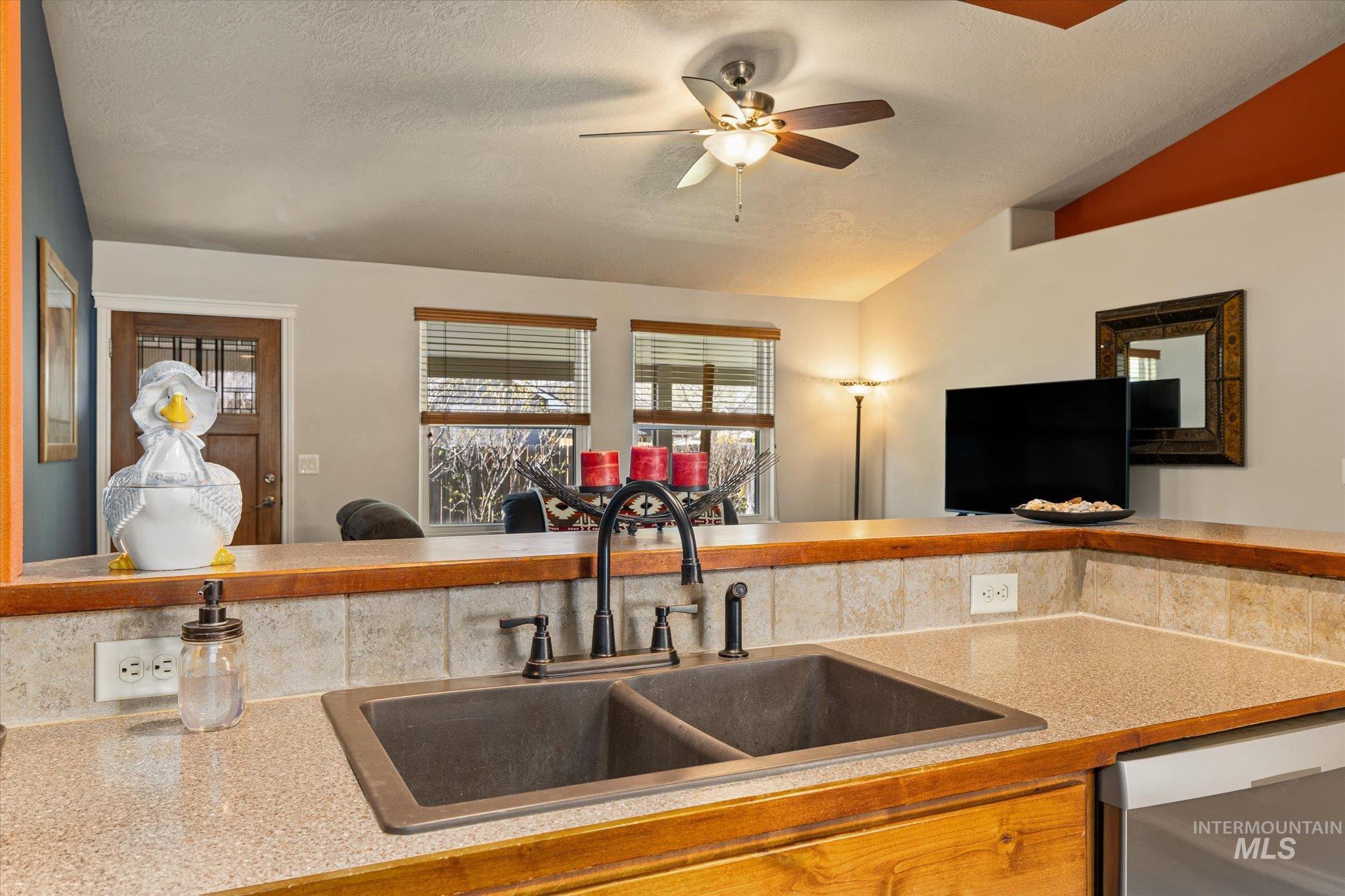 3601 S Big Lost Ave, Nampa, Idaho 83686, 3 Bedrooms, 2 Bathrooms, Residential For Sale, Price $359,000, 98979654