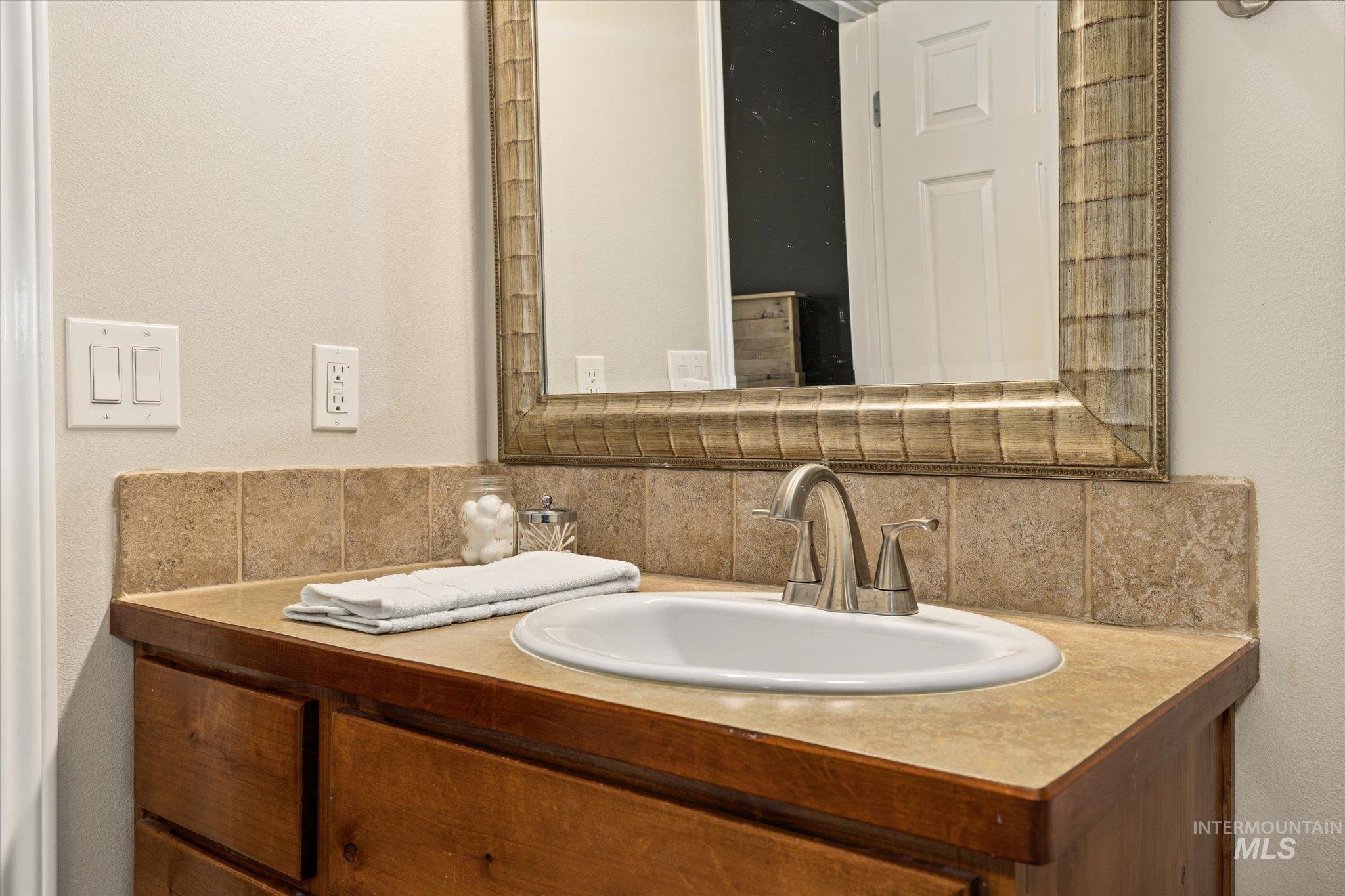 3601 S Big Lost Ave, Nampa, Idaho 83686, 3 Bedrooms, 2 Bathrooms, Residential For Sale, Price $359,000, 98979654