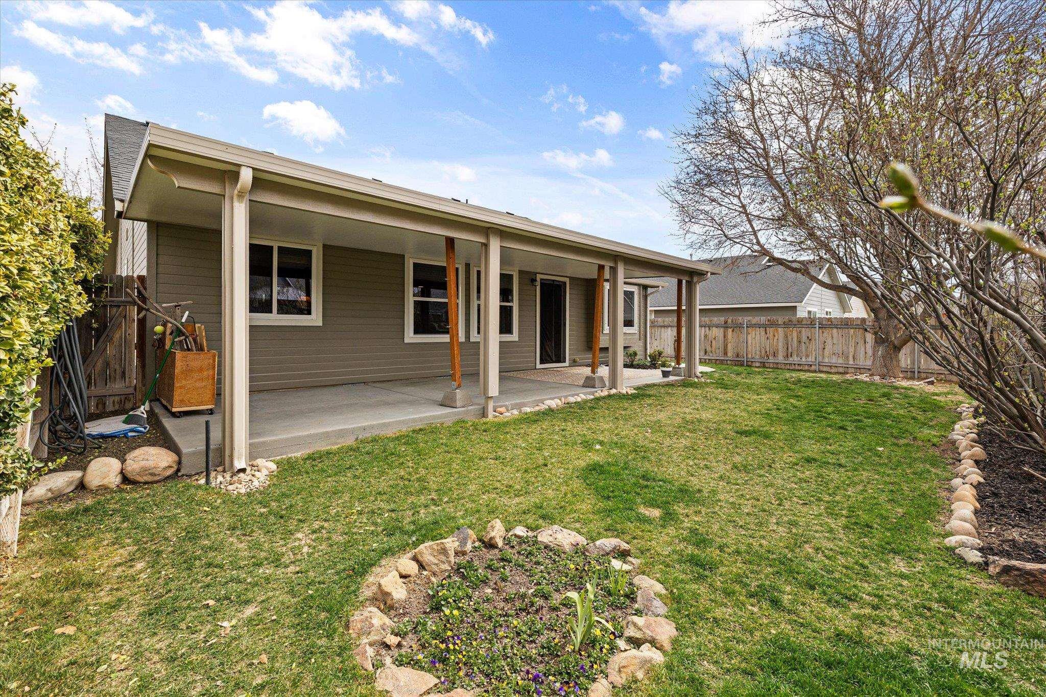 3601 S Big Lost Ave, Nampa, Idaho 83686, 3 Bedrooms, 2 Bathrooms, Residential For Sale, Price $359,000, 98979654