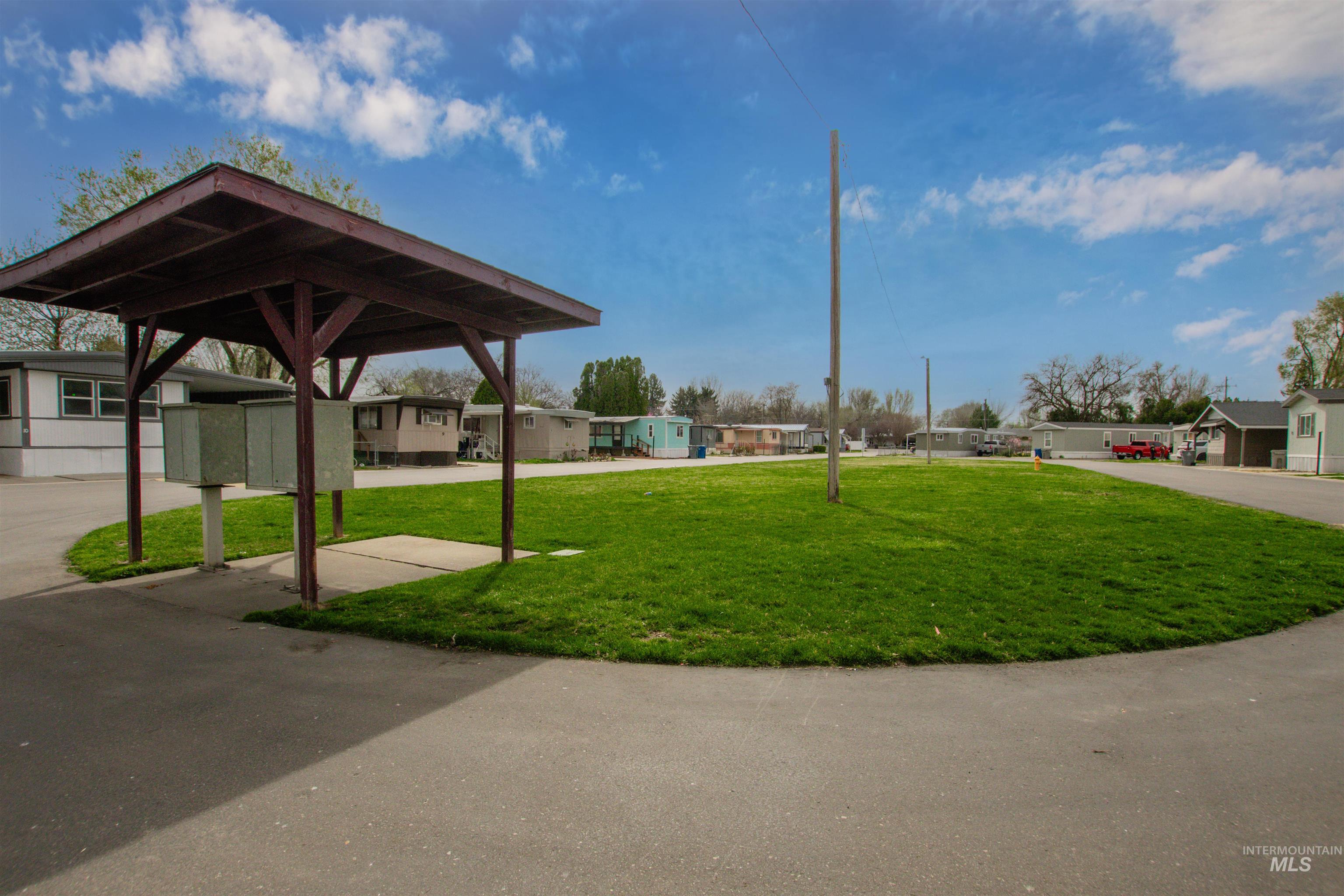 1410 Flamingo Ave, Nampa, Idaho 83651, 3 Bedrooms, 1 Bathroom, Residential For Sale, Price $110,000, 98979658