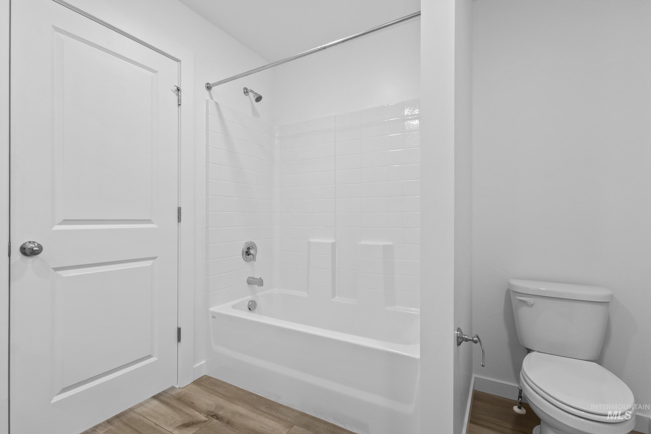 11270 Barn Ranch St, Caldwell, Idaho 83605, 3 Bedrooms, 2 Bathrooms, Residential For Sale, Price $409,999, 98979662